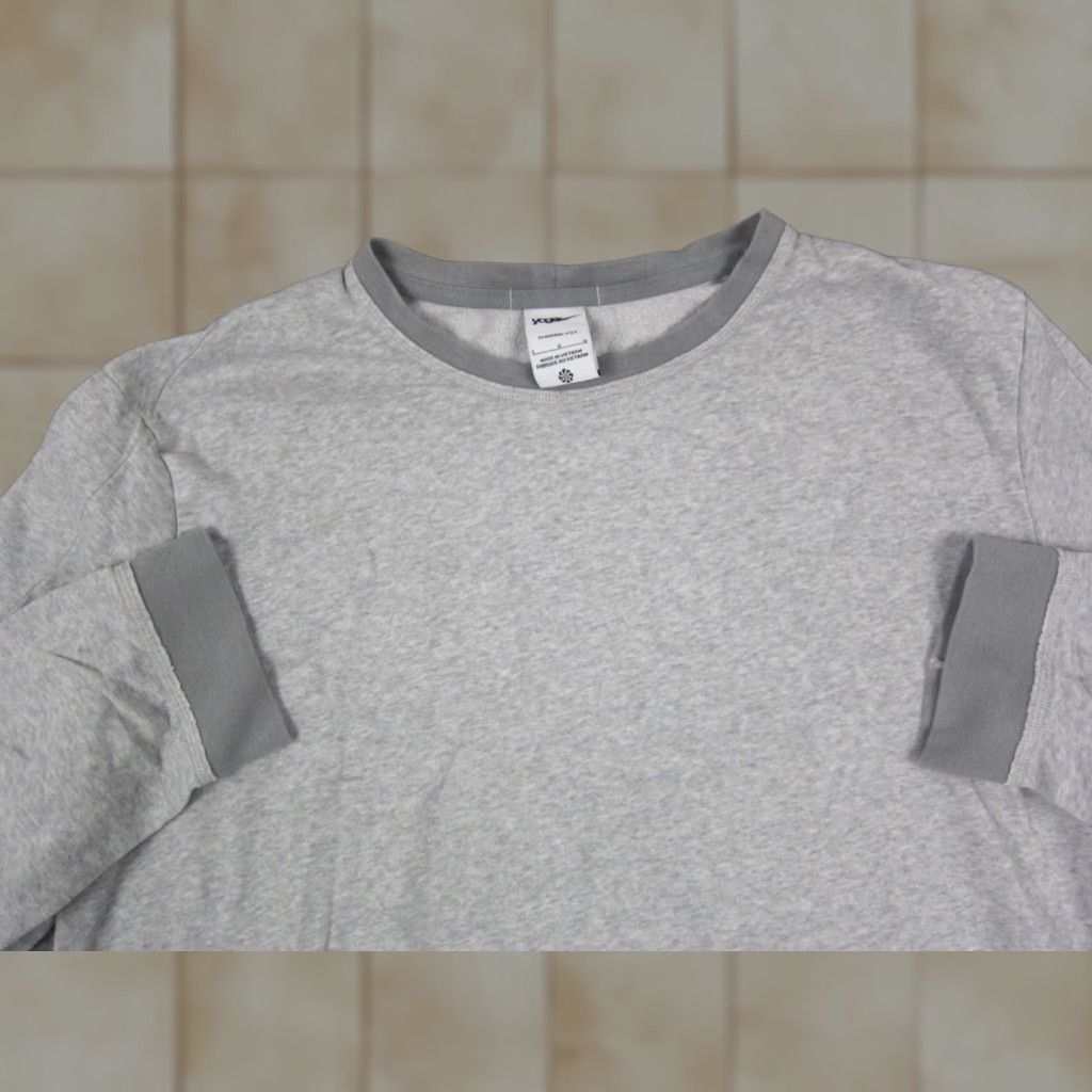 Nike Nike Sweatshirt Womens L Gray Therma-Fit Core Crew Fleece Pullover Size L / US 10 / IT 46 - 1 Thumbnail