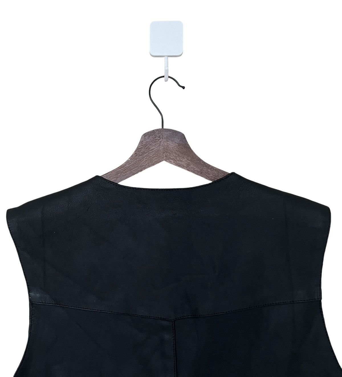 Vintage Vintage Brand Guide Gear Leather Vest 1970s Size US XL / EU 56 / 4 - 4 Thumbnail