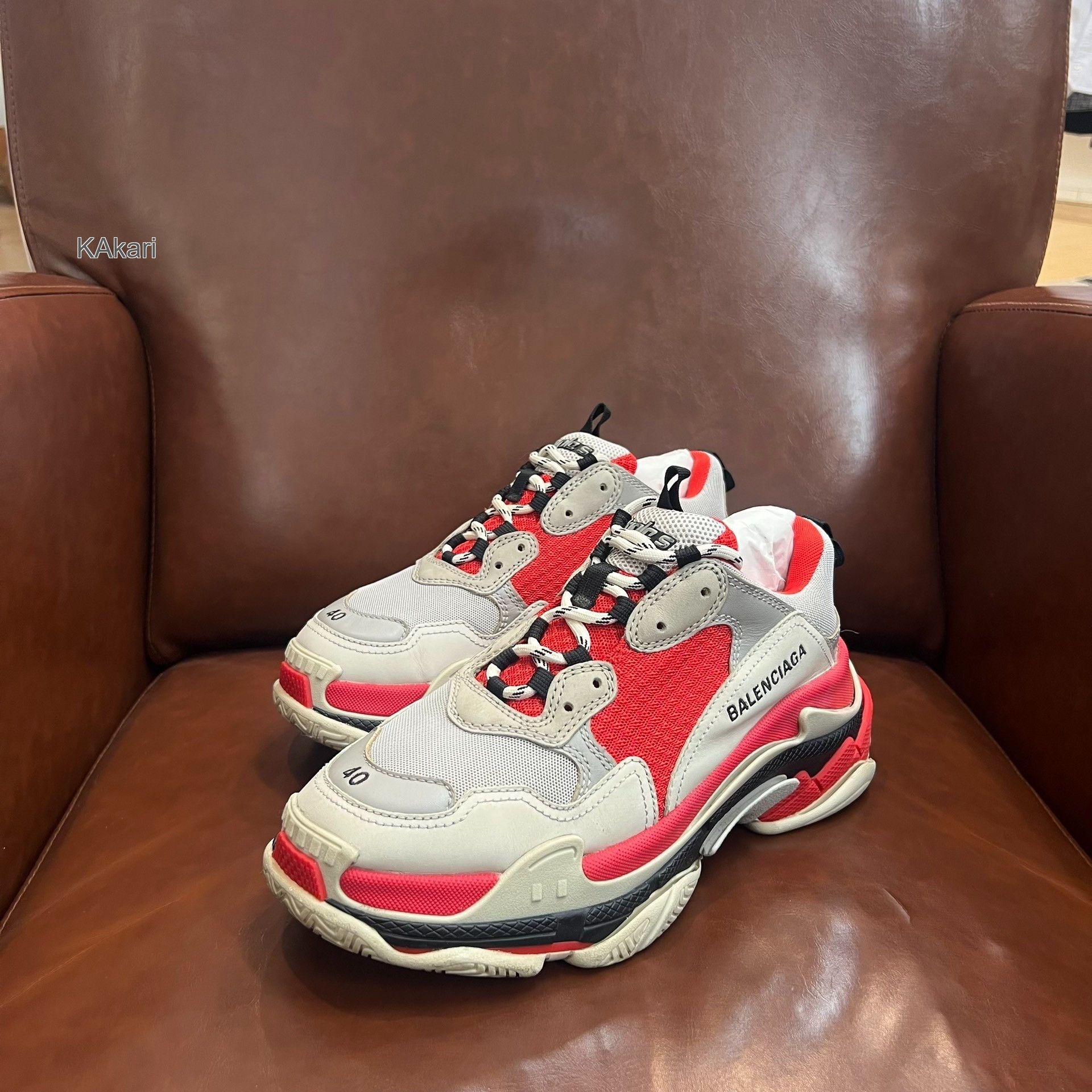 Balenciaga Balenciaga Triple S White Gray Red Size US 7 / EU 40 - 1 Thumbnail