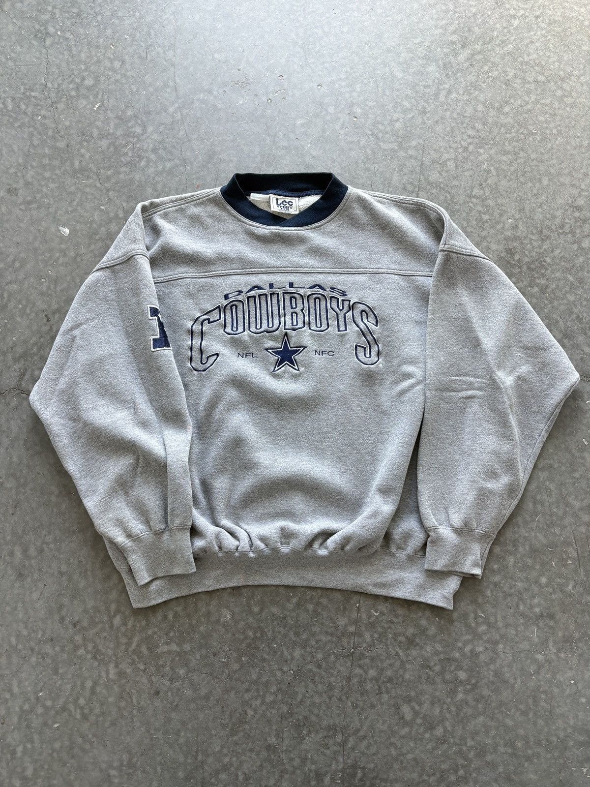 Lee Vintage 90s Lee Sport NFL Dallas Cowboys Sweatshirt Size US XXL / EU 58 / 5 - 1 Thumbnail