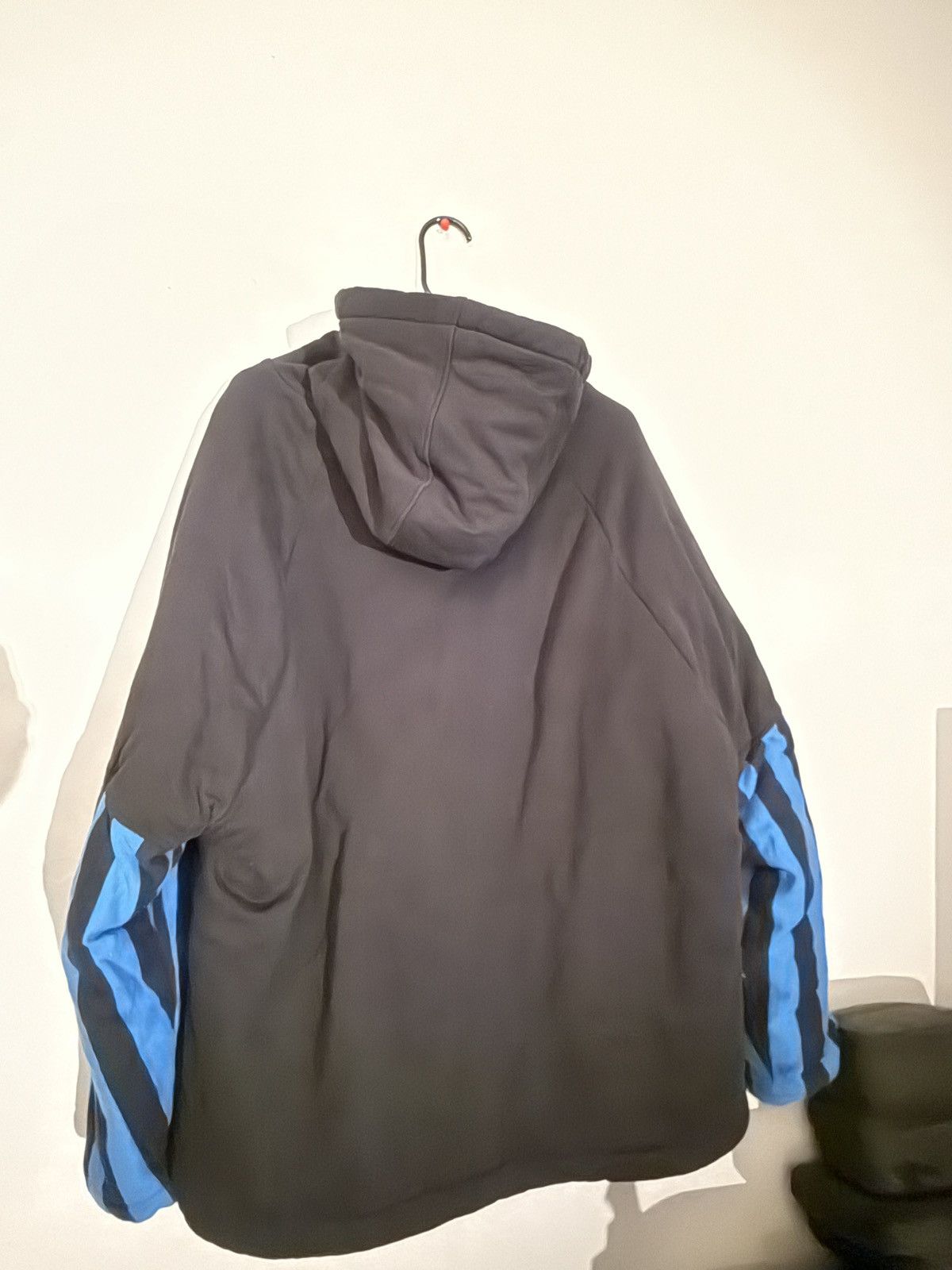 Martine Rose Martine Rose Split Wadded Hoodie Size US XL / EU 56 / 4 - 3 Thumbnail