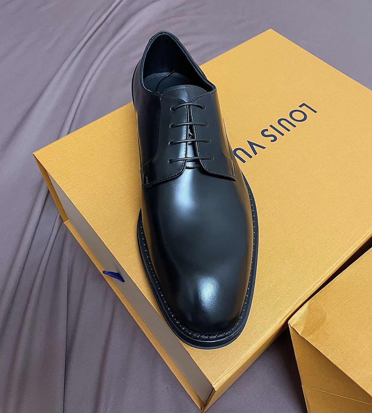 Louis Vuitton Louis Vuitton Kensington black derby shoes Size US 7 / EU 40 - 15 Thumbnail