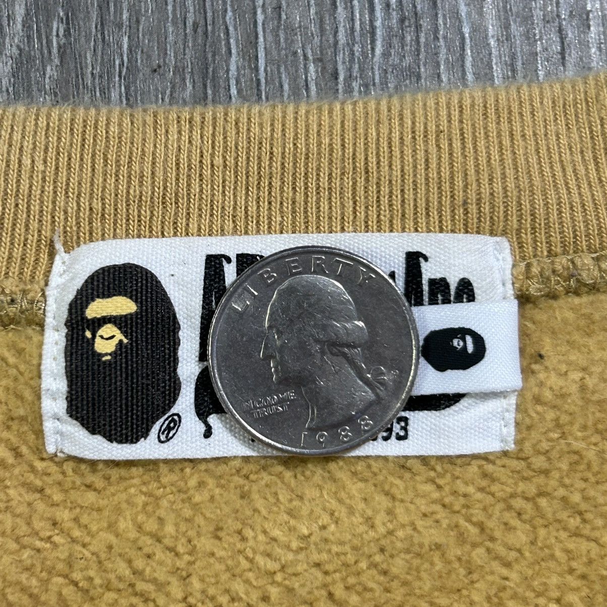 Bape BAPE 1st Camo White Shark Sweatshirt Size US M / EU 48-50 / 2 - 5 Thumbnail