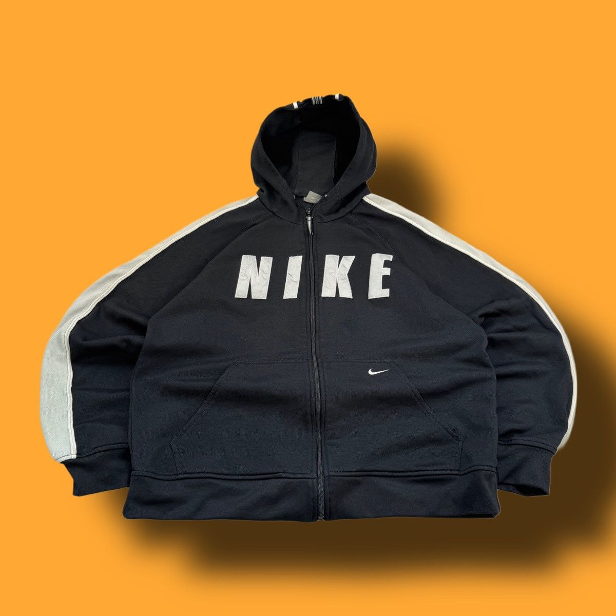 Nike × Vintage NIKE VINTAGE CENTER LOGO OVERSIZE BOXY HOODIE Size US L / EU 52-54 / 3 - 1 Thumbnail
