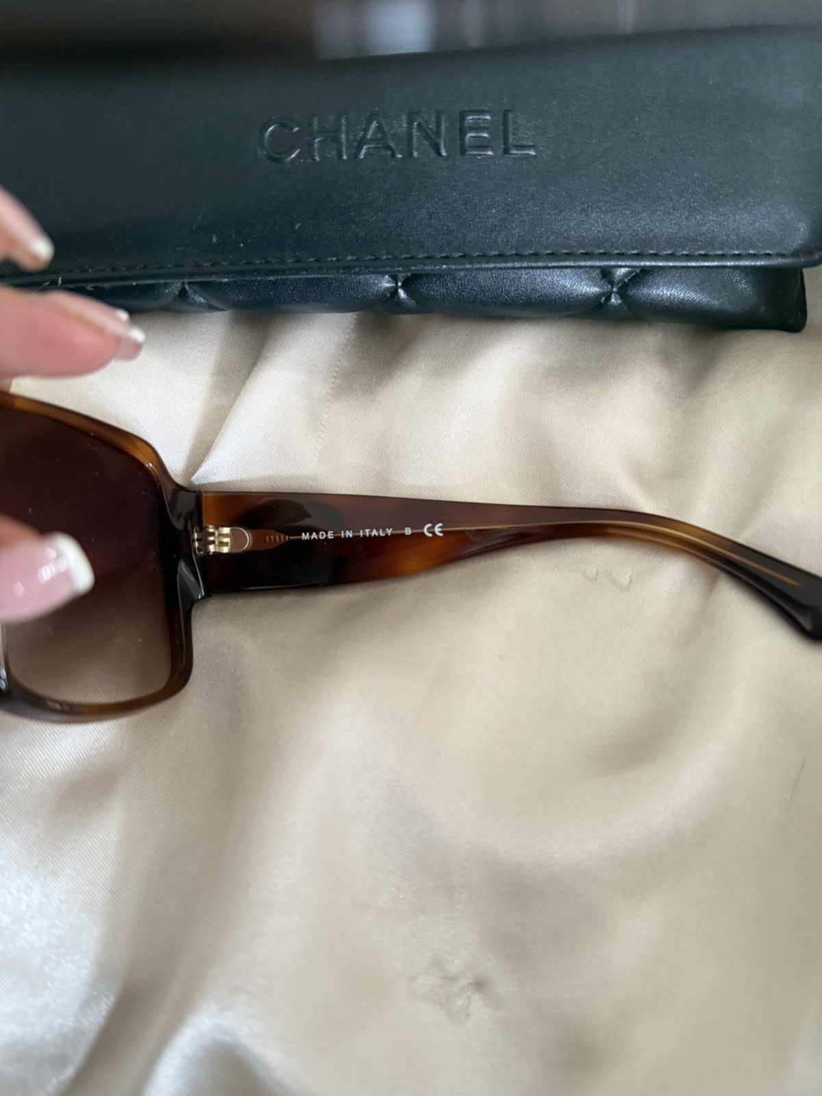 Chanel Chanel Sunglasses Size ONE SIZE - 7 Thumbnail