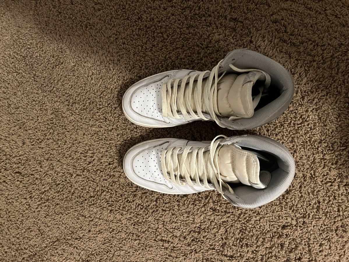 Jordan Brand × Nike Jordan 1 High Neutral Grey Size 10.5 Size US 10.5 / EU 43-44 - 6 Thumbnail