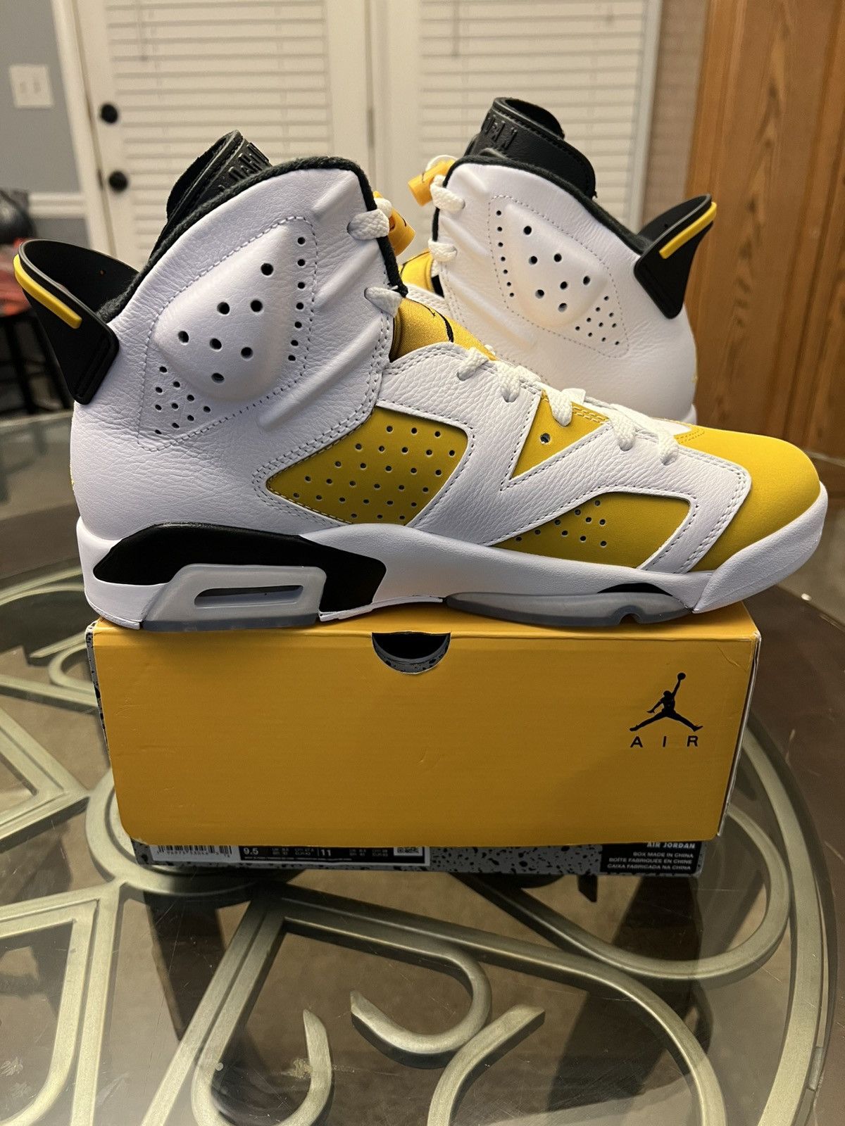 Jordan Brand Jordan 6 Retro Yellow Ochre 2024 Size US 9.5 / EU 42-43 - 8 Thumbnail