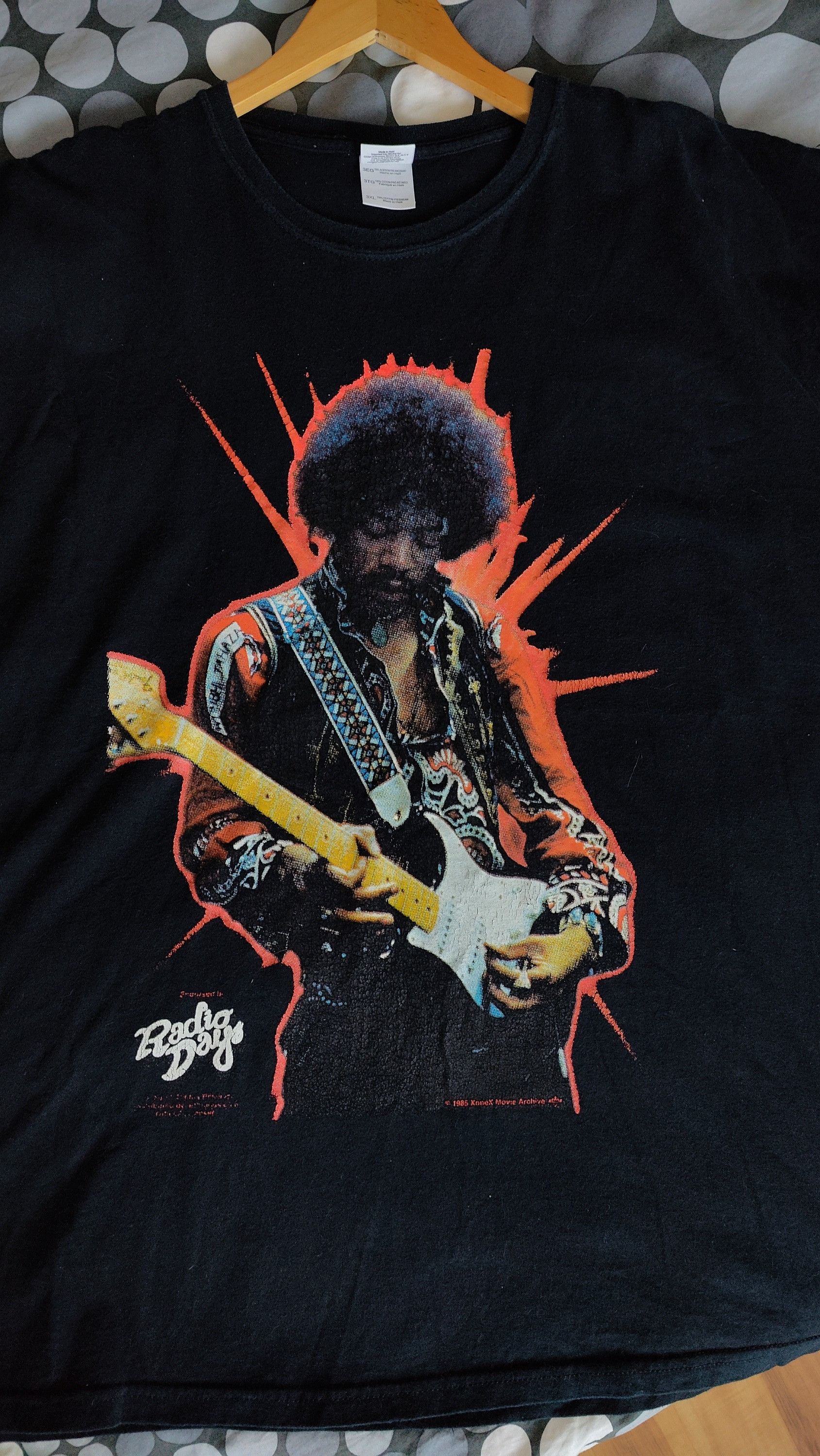 Band Tees × Jimi Hendrix × Vintage Jimi Hendrix 1985 00s Reprint Y2K Big Photo Tshirt Size US XL / EU 56 / 4 - 3 Thumbnail