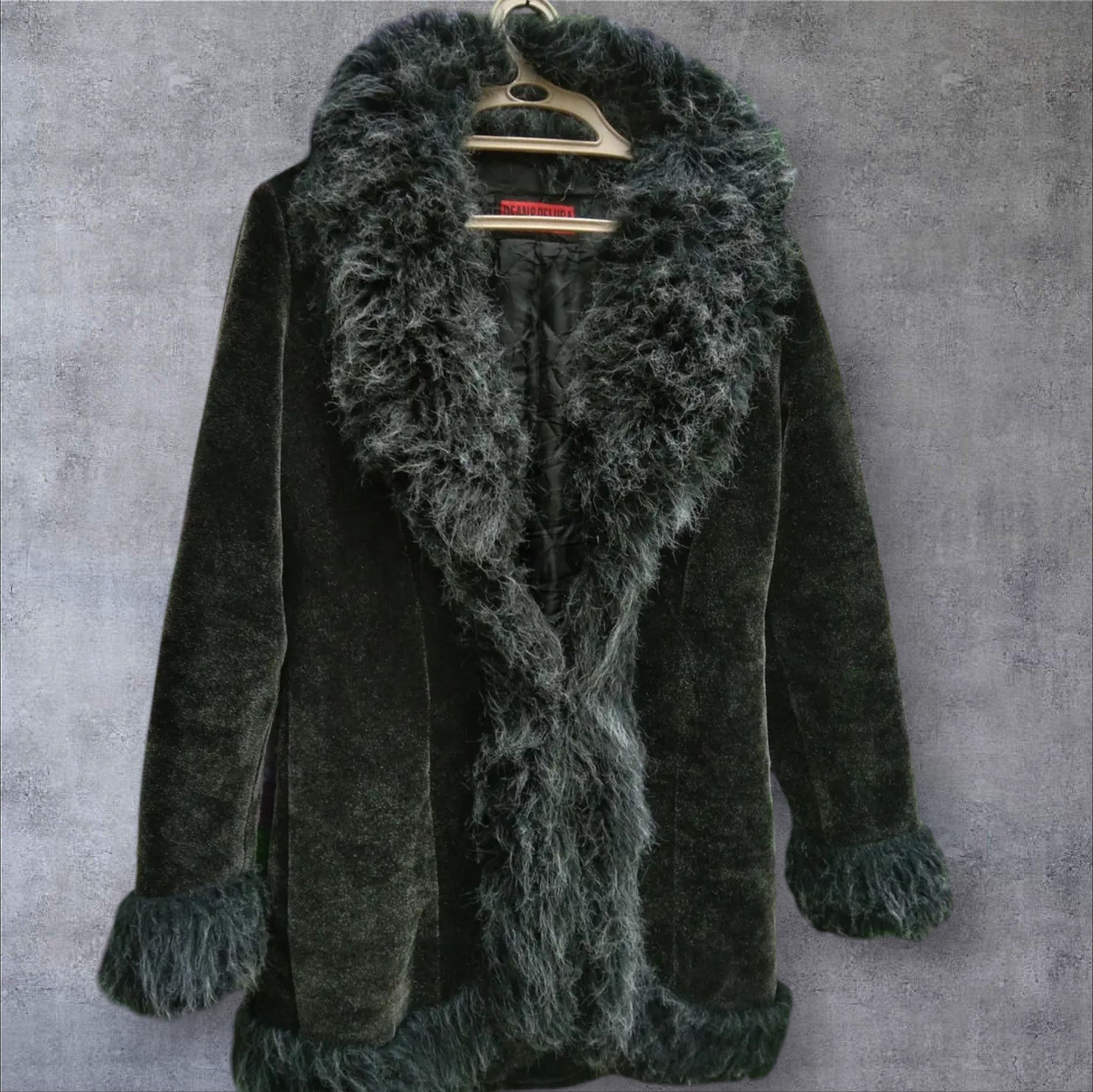 DEAN & DELUCA SHEARLING JACKET
