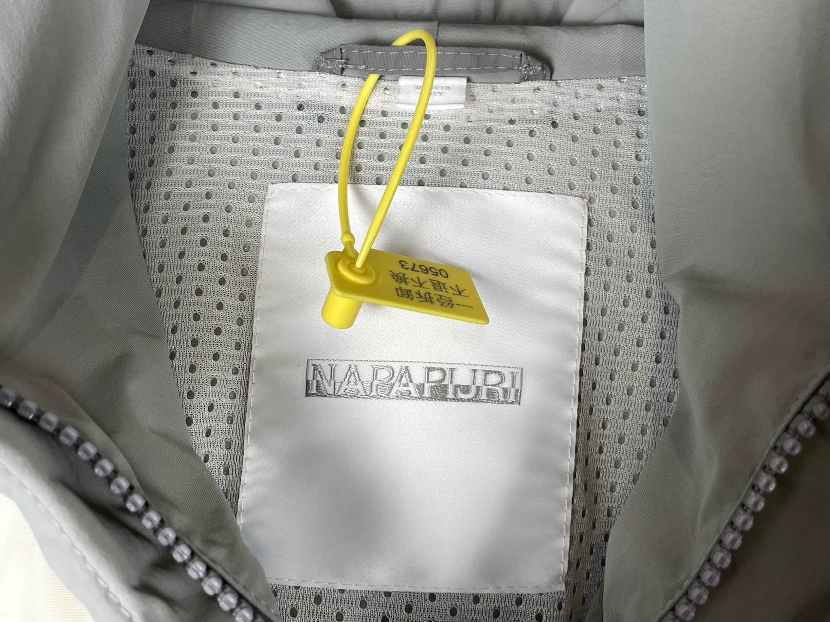 Martine Rose Napa by Martine Rose White & Gray Colorblock Jacket Size S Size US S / EU 44-46 / 1 - 6 Thumbnail