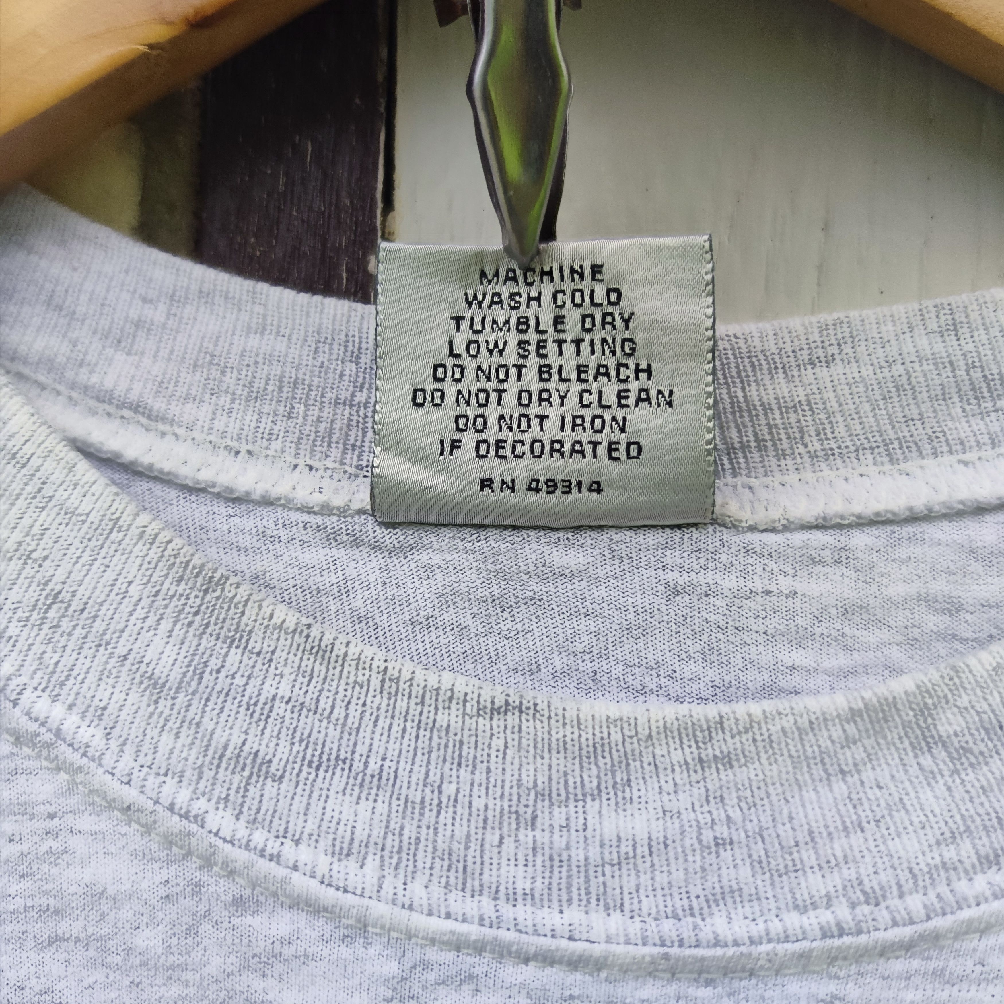 Vintage Vintage 90s US air force Bunkers Hill Grissom T Shirt Size US S / EU 44-46 / 1 - 3 Thumbnail