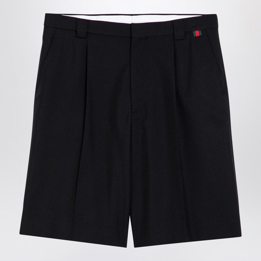 Gucci o1d2blof0325 Short in Black Size US 32 / EU 48 - 1 Thumbnail