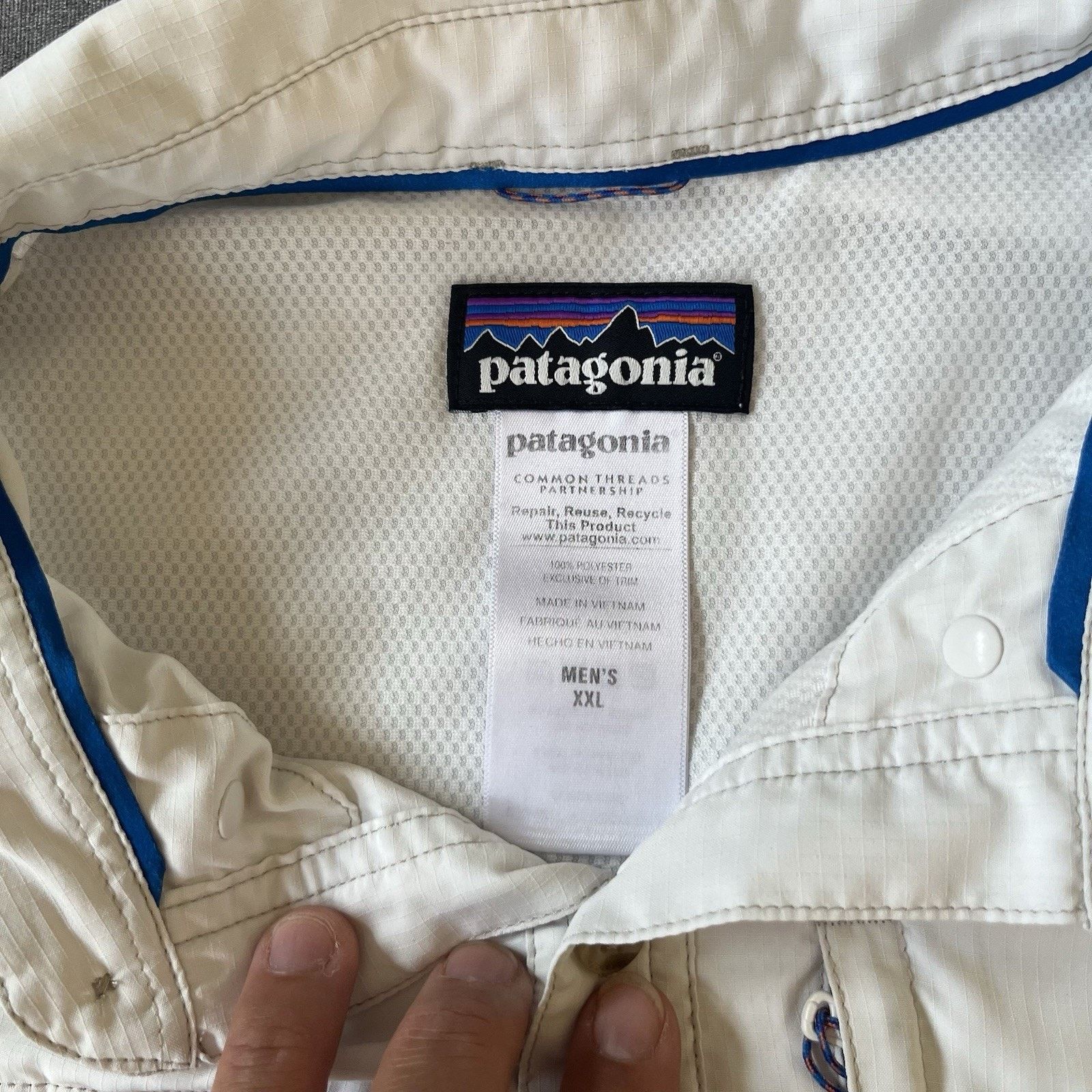 Patagonia Patagonia Mens 2XL Brown Lightweight Button Fishing Shirt Size US XXL / EU 58 / 5 - 4 Thumbnail