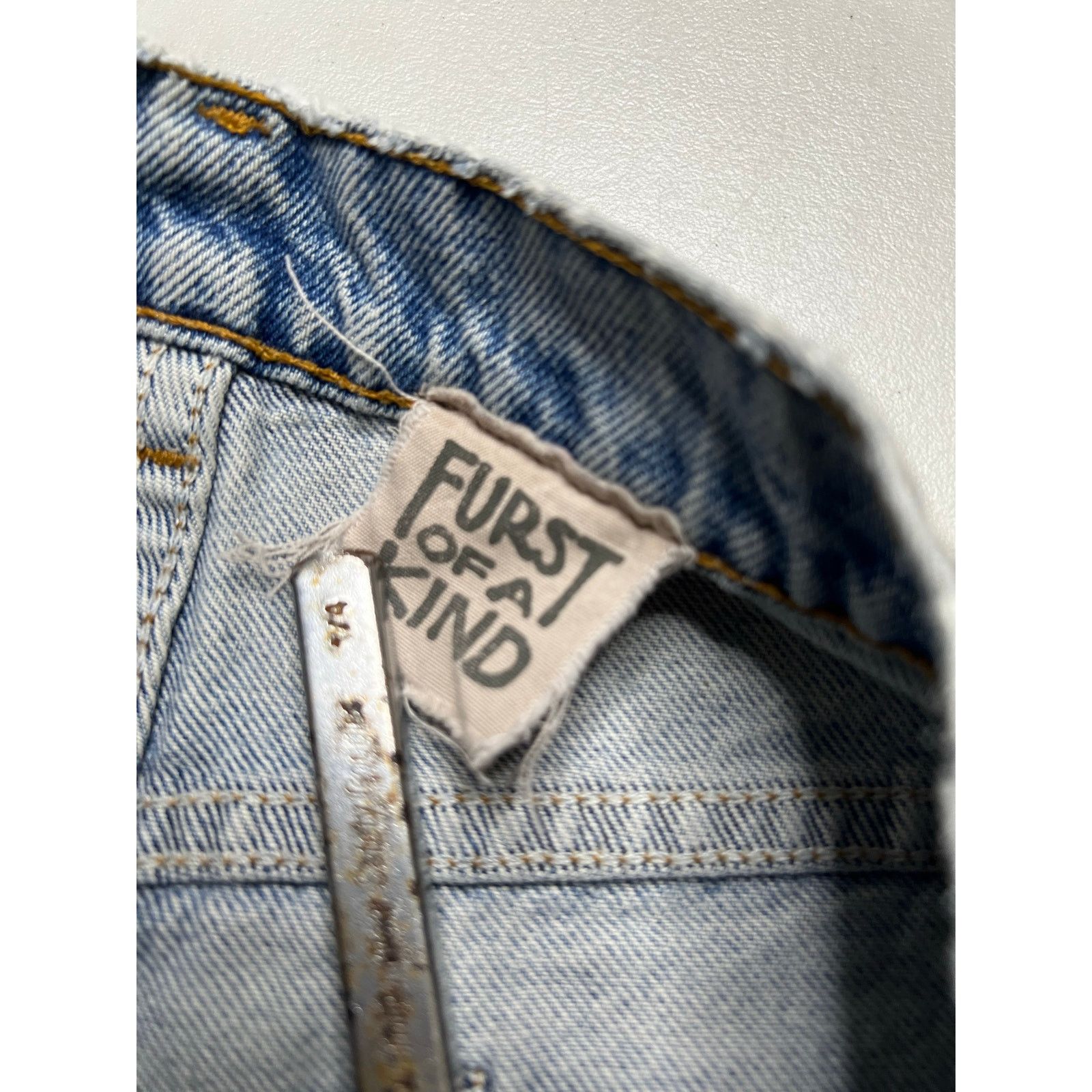 Levi's Vintage 90s Levi’s Women’s Distressed Denim Shorts - 31 Size 31" - 10 Thumbnail