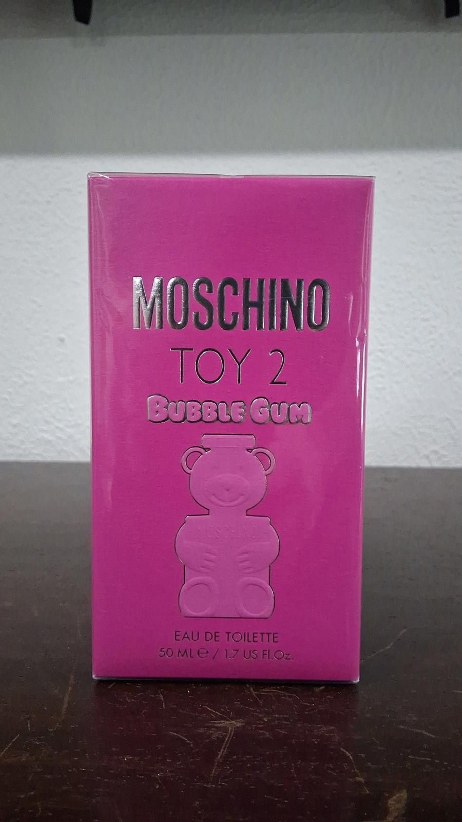 Moschino Moschino Toy 2 Bubble Gum – Unisex EDT 50ml / 1.7 oz Size ONE SIZE - 1 Thumbnail