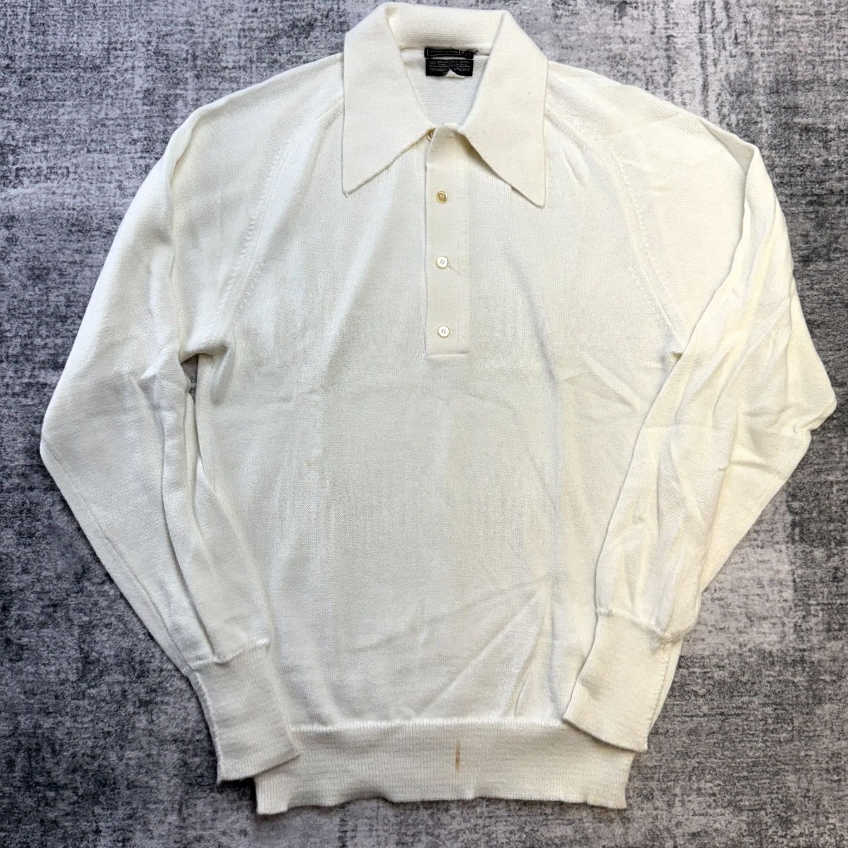 Vintage VINTAGE J. C. Penney Knit Polo Shirt Men LT Large Ivory Cream 70s 80s Dagger Collar Polo Size US L / EU 52-54 / 3 - 2 Thumbnail