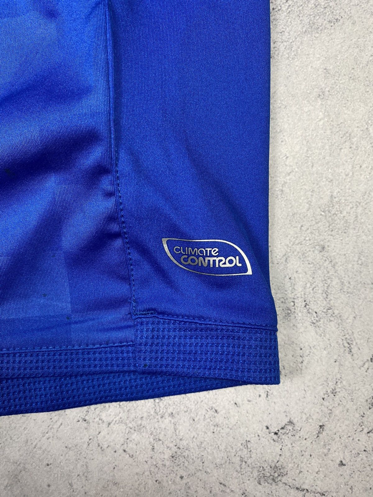 Umbro Umbro Rangers Home Kit Football Soccer Jersey Size M Size US M / EU 48-50 / 2 - 10 Thumbnail