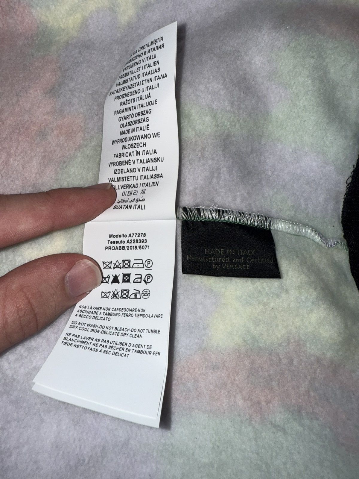 Versace Versace Baroque Pattern Sweatshirt Size US S / EU 44-46 / 1 - 6 Thumbnail