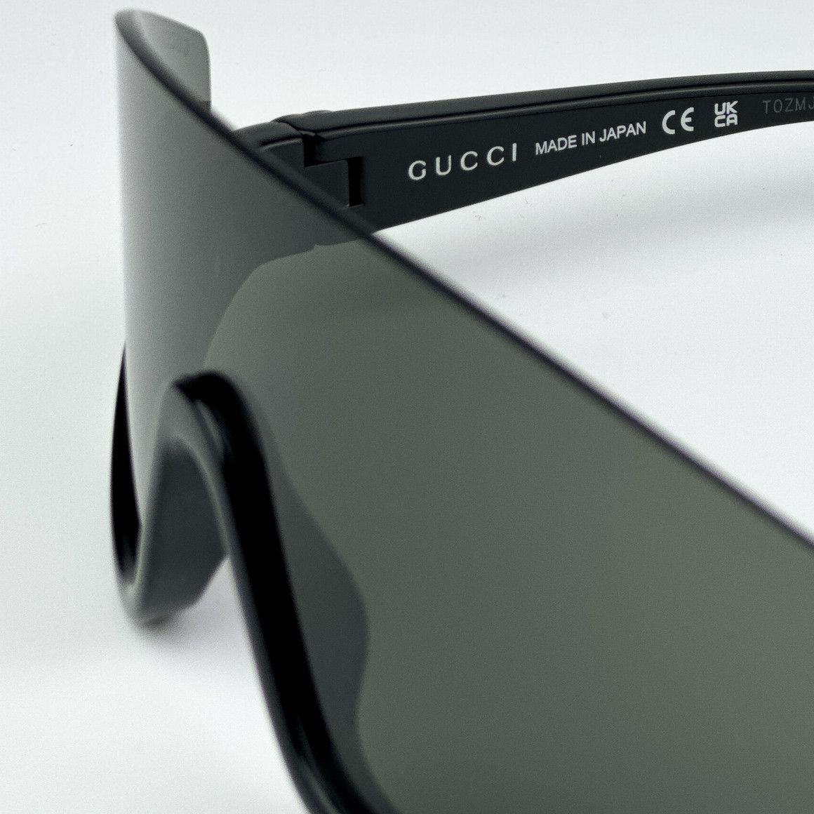 Gucci NEW Gucci GG1650S 001 Unisex Shield Mask Sunglasses Size ONE SIZE - 5 Thumbnail