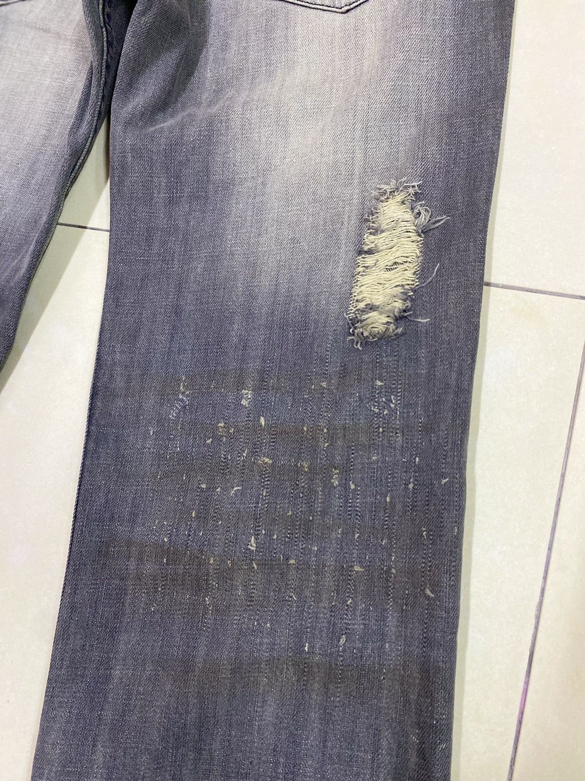 If Six Was Nine × Japanese Brand × Le Grande Bleu (L.G.B.) Grail🔥Japanese Brand Midas Distressed Ripped Flared Denim Size US 30 / EU 46 - 7 Thumbnail