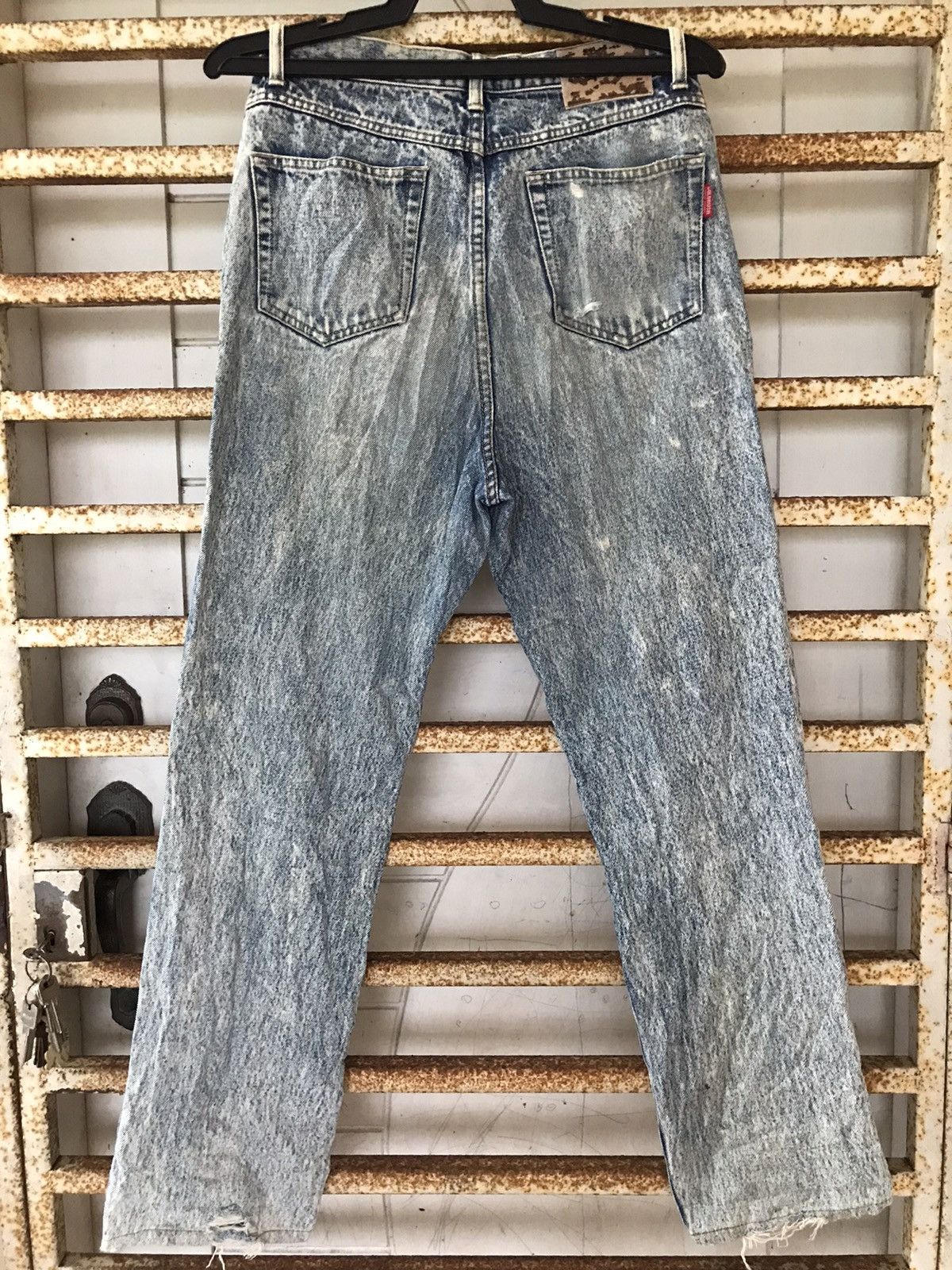 Japanese Brand Vintage GOLD RUSH Acid Wash Jeans 29x30 Size US 29 - 1 Thumbnail