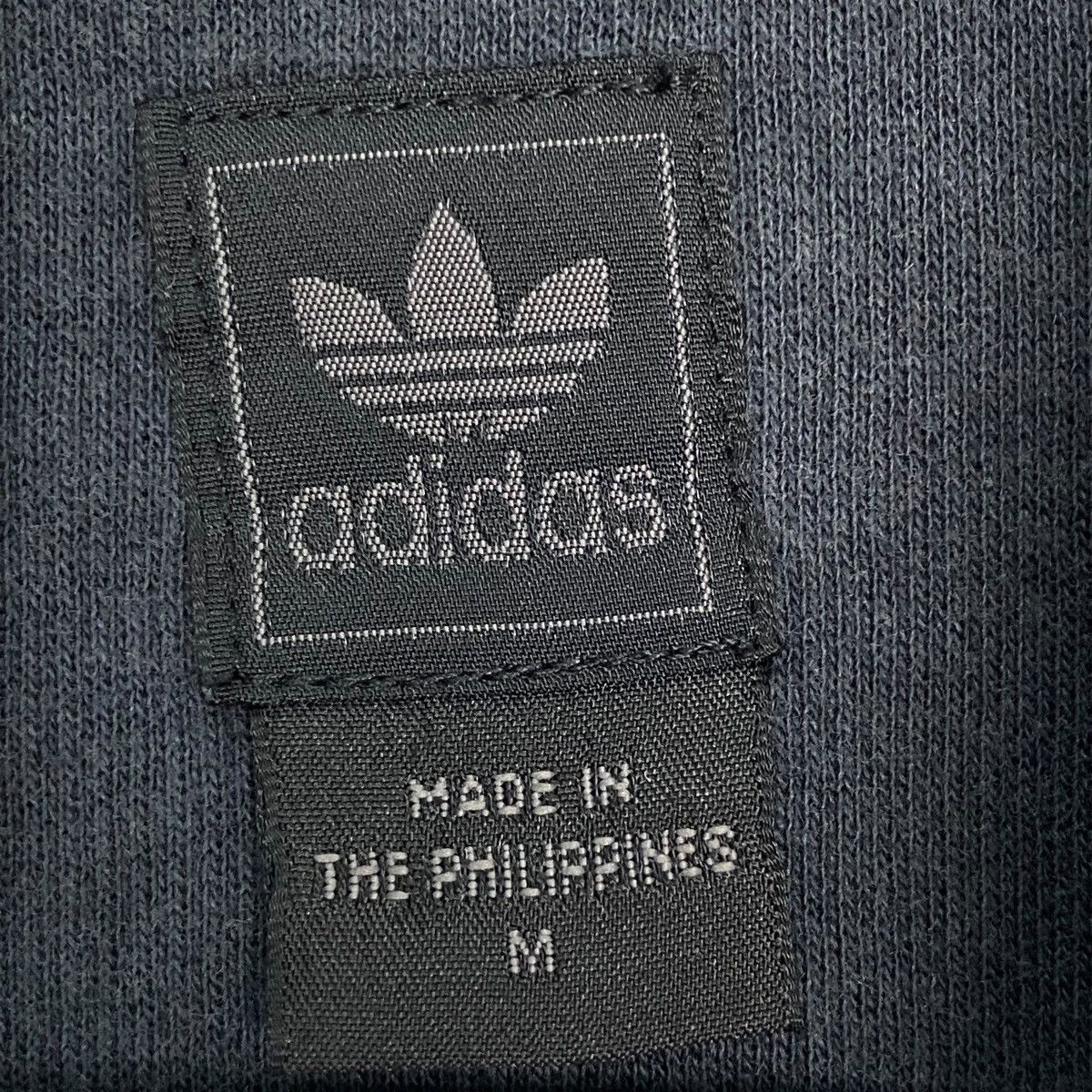 Other Vintage Adidas Full Zip Small Logo Hoodie Sweater Black Sz M Size US M / EU 48-50 / 2 - 6 Thumbnail