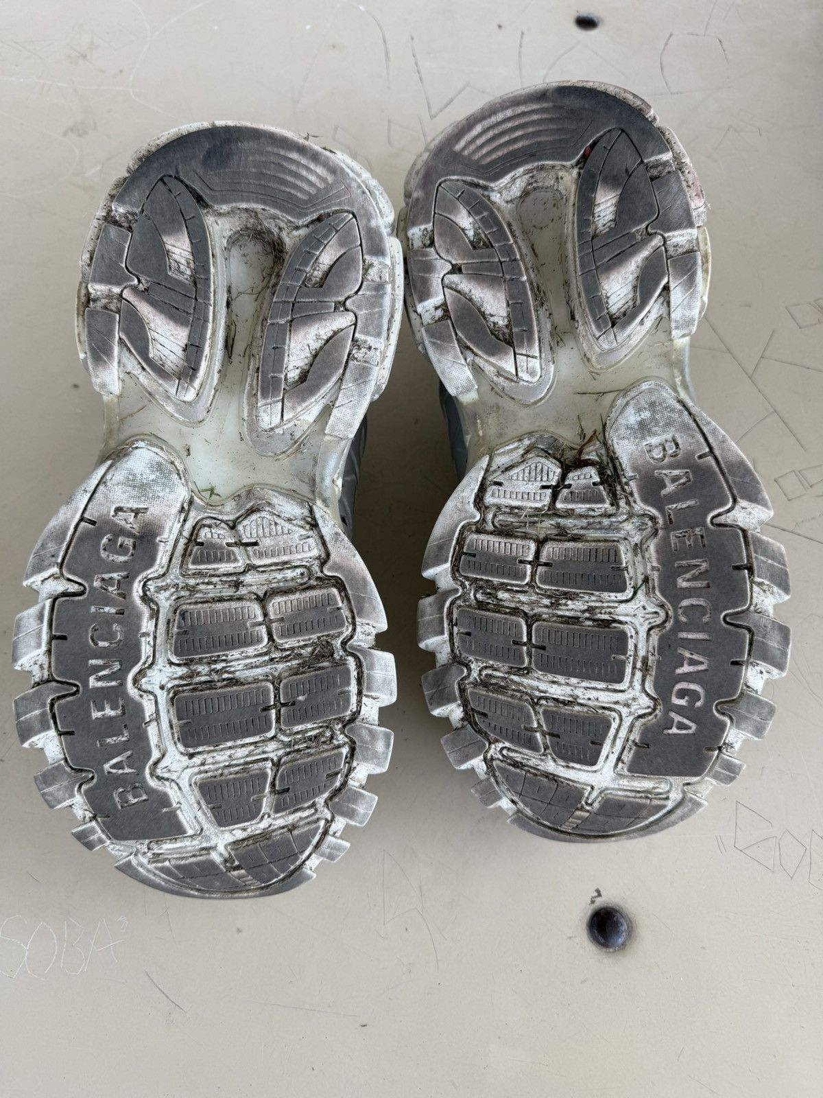 Balenciaga Balenciaga faded gray tracks Size US 9 / EU 42 - 6 Thumbnail