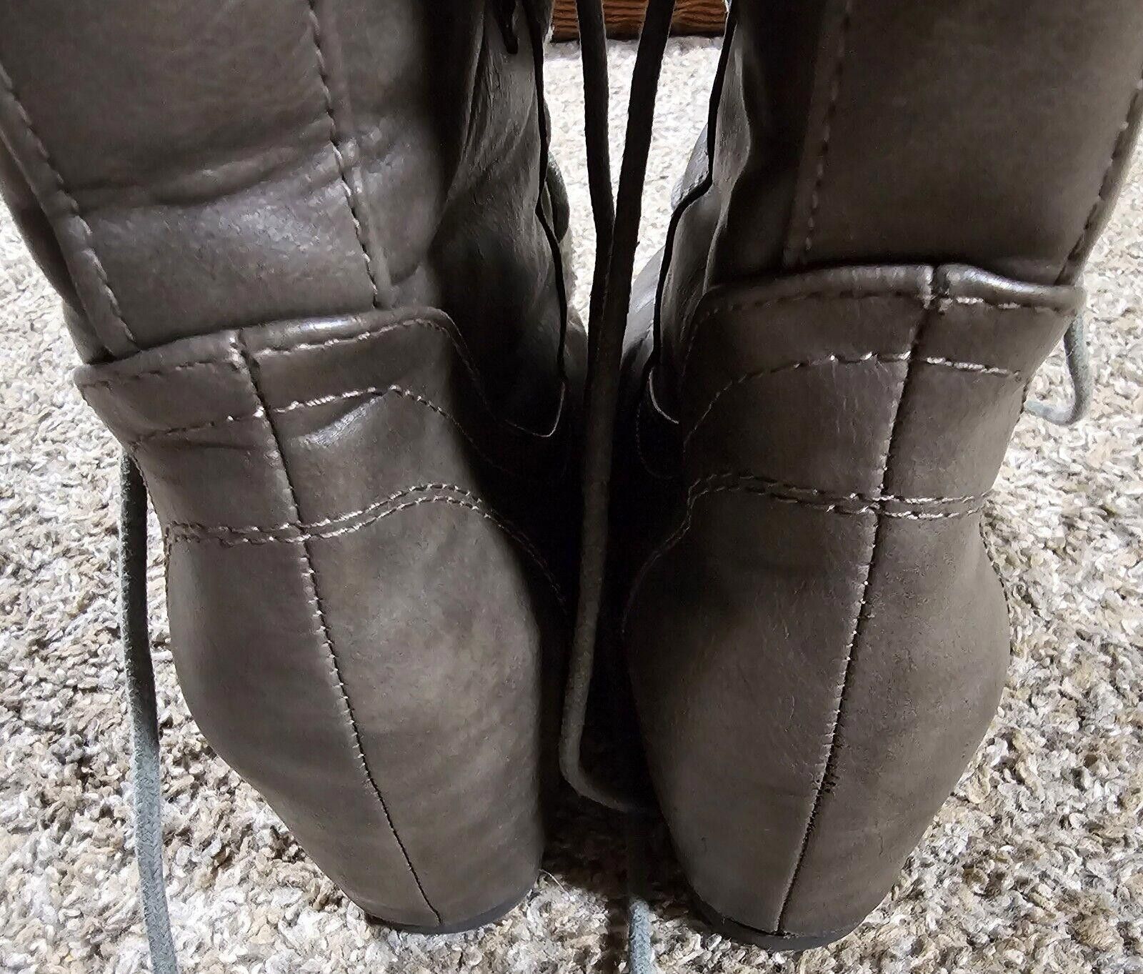 Designer TIME & TRU size 6 lined lace up boots Size US 6 / IT 36 - 5 Thumbnail