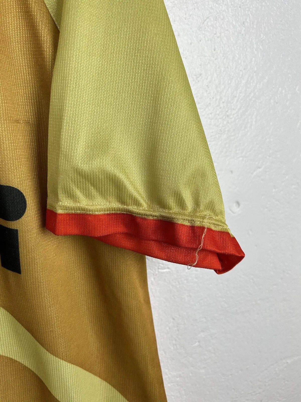Vintage 00s Vintage Inter Milan Licensed Replica Jersey In Yellow Size US L / EU 52-54 / 3 - 3 Thumbnail