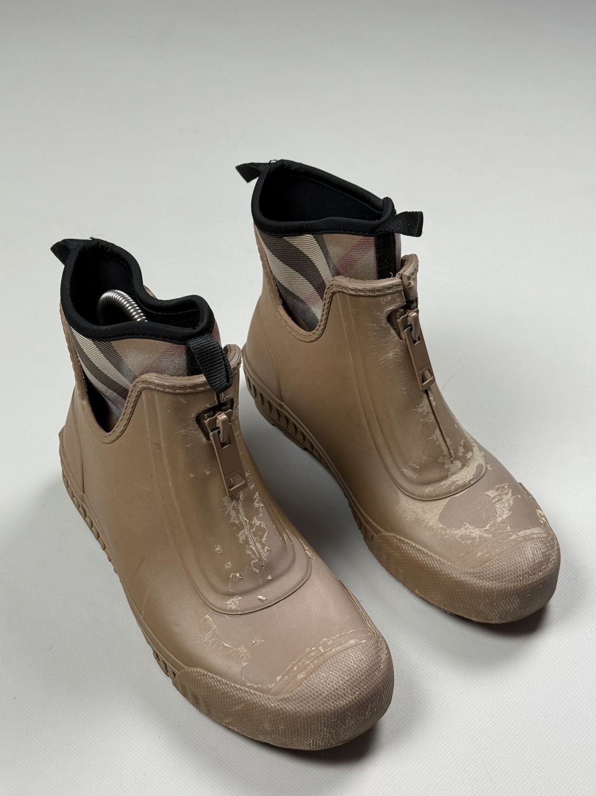 Burberry Burberry Ladies Check Plaid Rubber Rain Boots Shoes Size US 8 / IT 38 - 3 Thumbnail