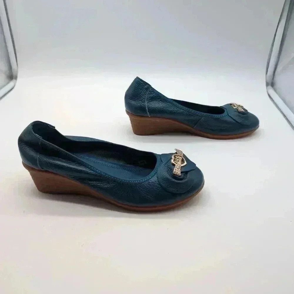 Designer Rare Golddipenguin Blue Leather Heeled slipper rubber sole Size US 5 / IT 35 - 5 Thumbnail