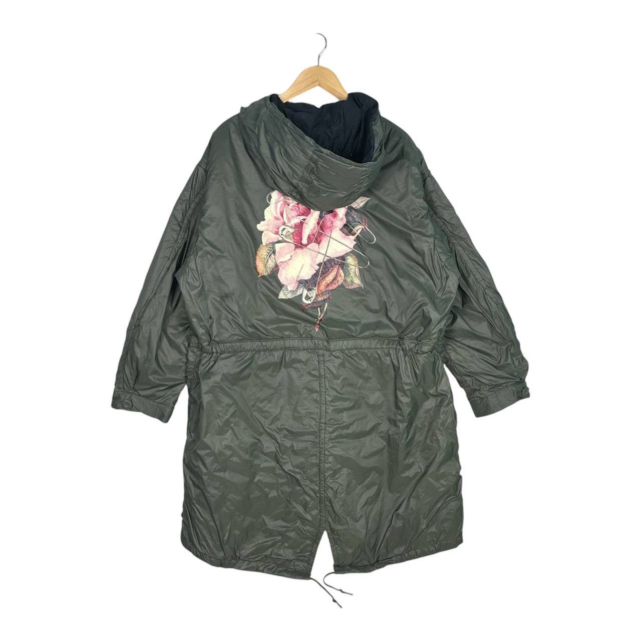 GU × Undercover AW21 GU x Undercover Padded Flower Parka Coat Olive Size US L / EU 52-54 / 3 - 1 Thumbnail