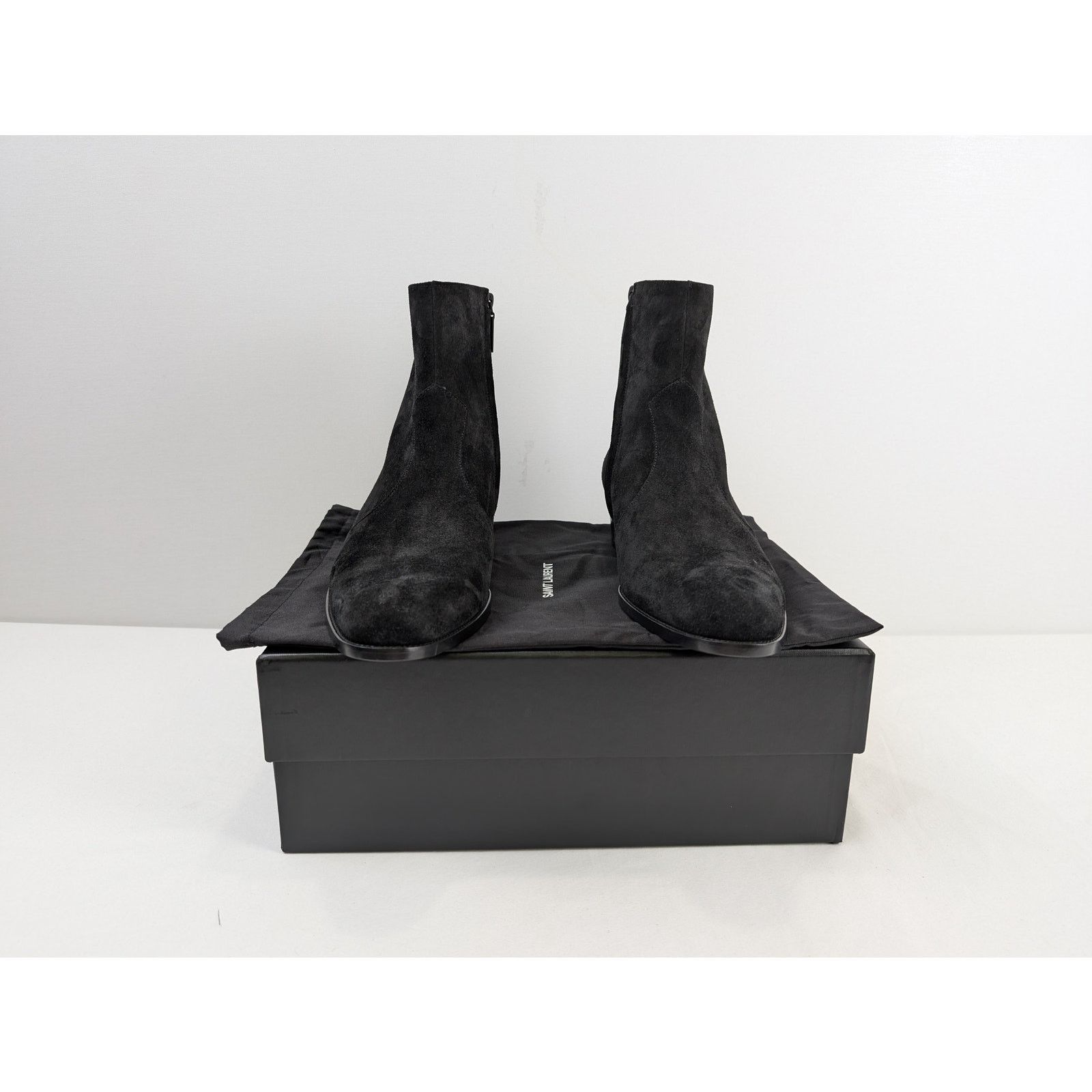 Saint Laurent Paris o1rshd1 Wyatt Chelsea Suede Boots in Black Size US 13 / EU 46 - 19 Thumbnail