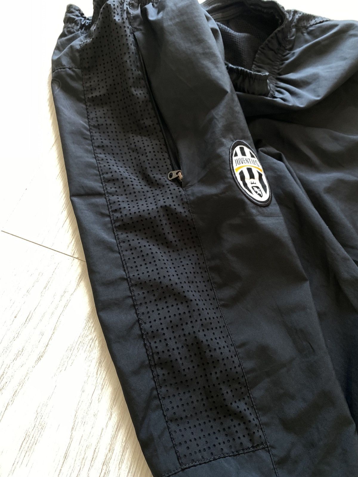 Nike Nike Juventus Vintage Drill Pants Size US 32 / EU 48 - 4 Thumbnail