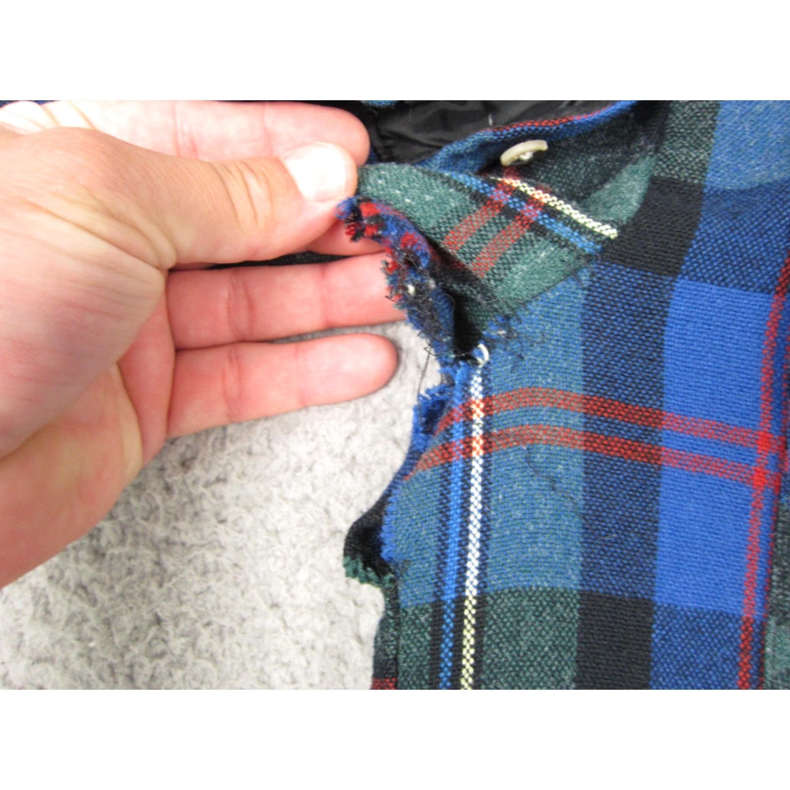 Vintage VINTAGE River Trader Shirt Mens Medium Blue Plaid Flannel Quilted Western Size US M / EU 48-50 / 2 - 7 Thumbnail
