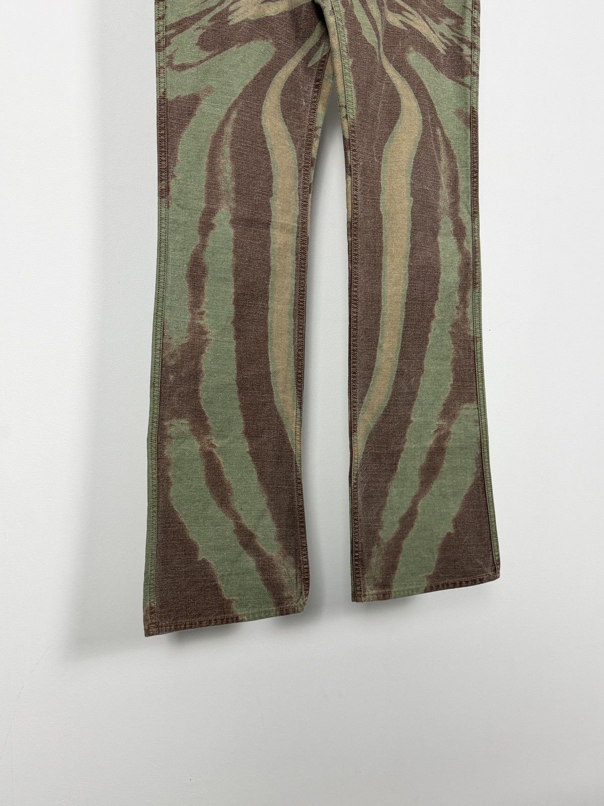 Roberto Cavalli Roberto Cavalli S/S2002 Reversible Psychedelic Denim Jeans Size 30" / US 8 / IT 44 - 5 Thumbnail