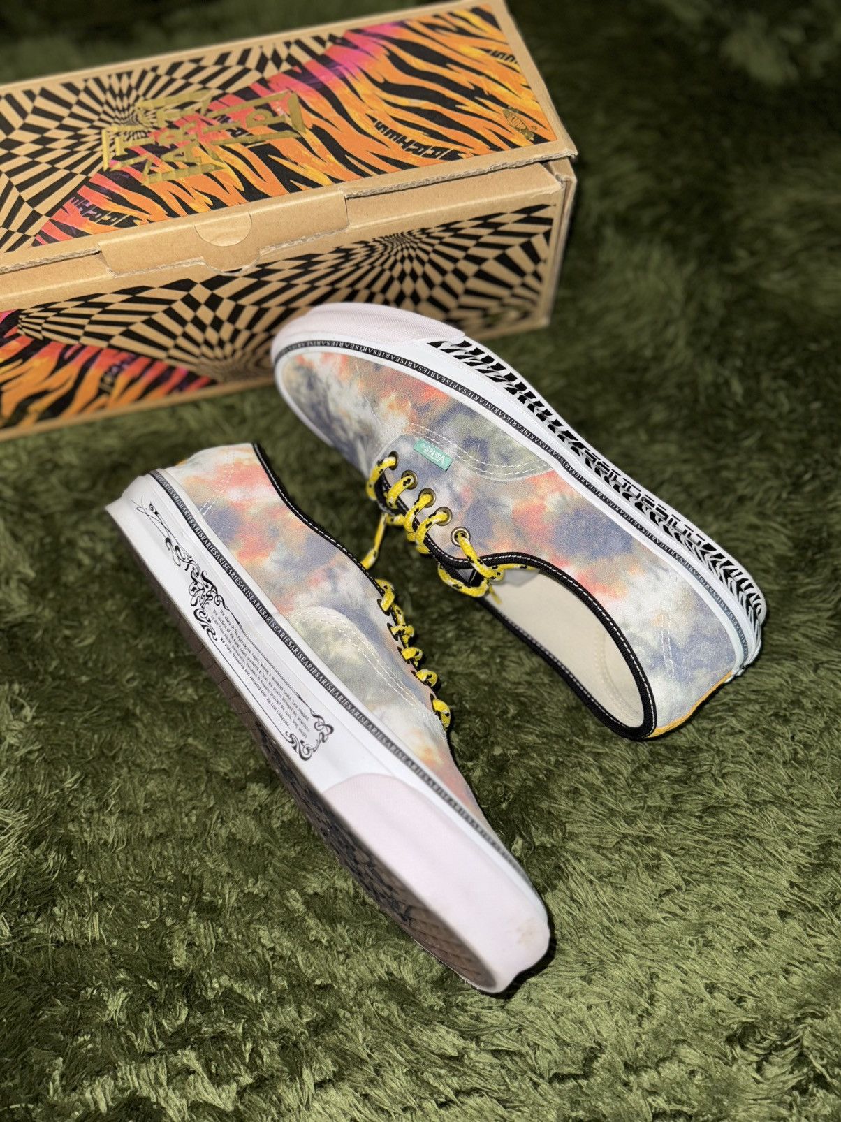 Vans [US11] Vans Vault x Aries Authentic Tie-Dye gray white Size US 11 / EU 44 - 5 Thumbnail