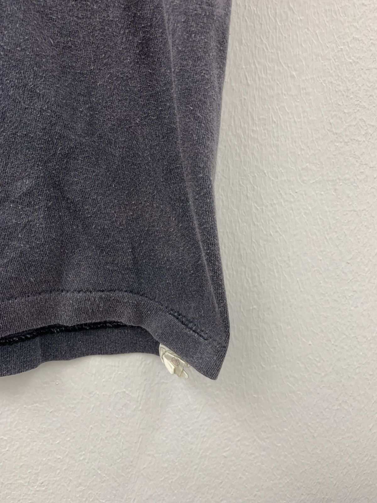 Nike Vtg 90s Thrashed Faded Nike Air Swoosh Single Stich Tshirt Size US M / EU 48-50 / 2 - 4 Thumbnail