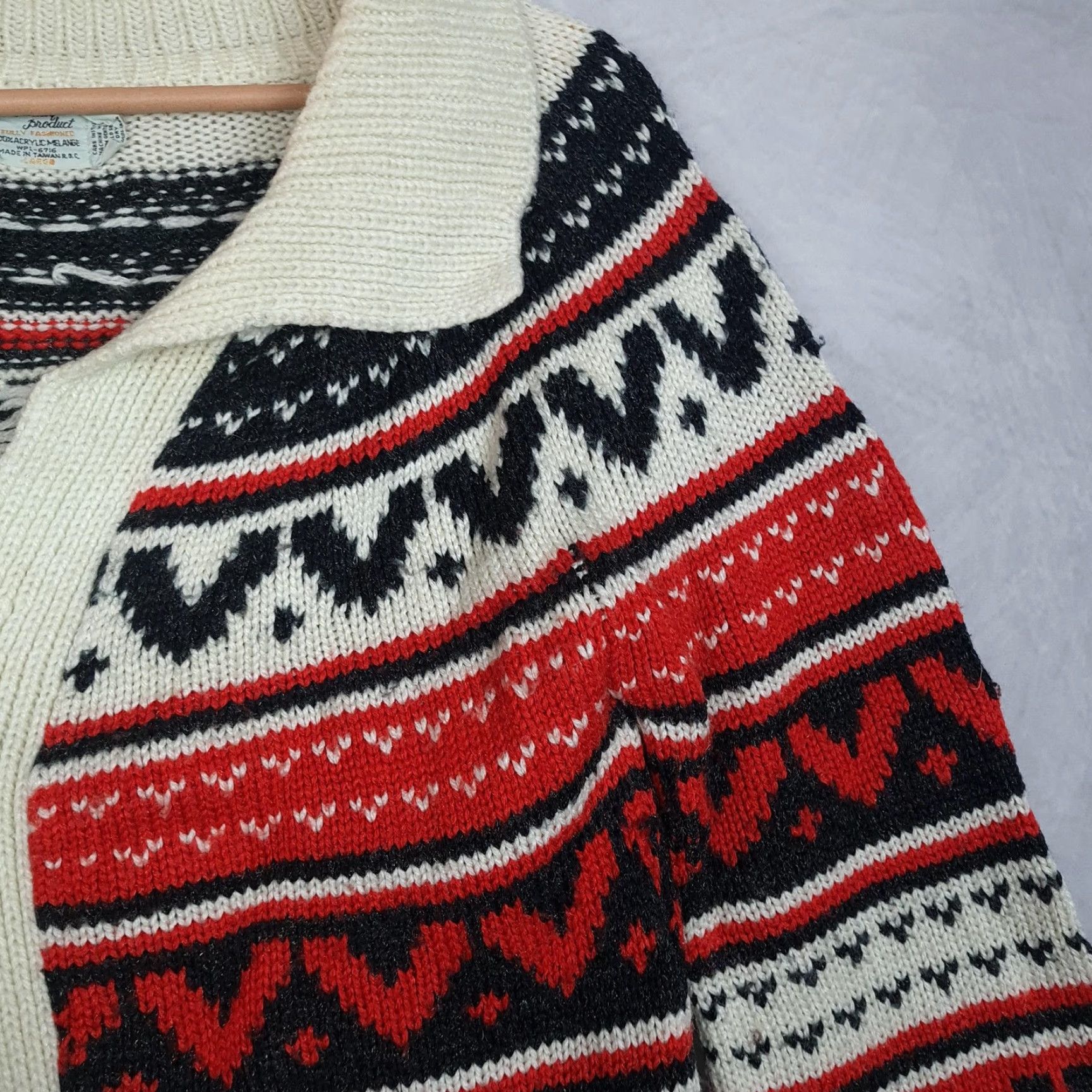 Vintage VINTAGE Cardigan Sweater Womens Large Belted Nordic Heart Collared 80s Fair Isle Knit Red Cream Size L / US 10 / IT 46 - 4 Thumbnail