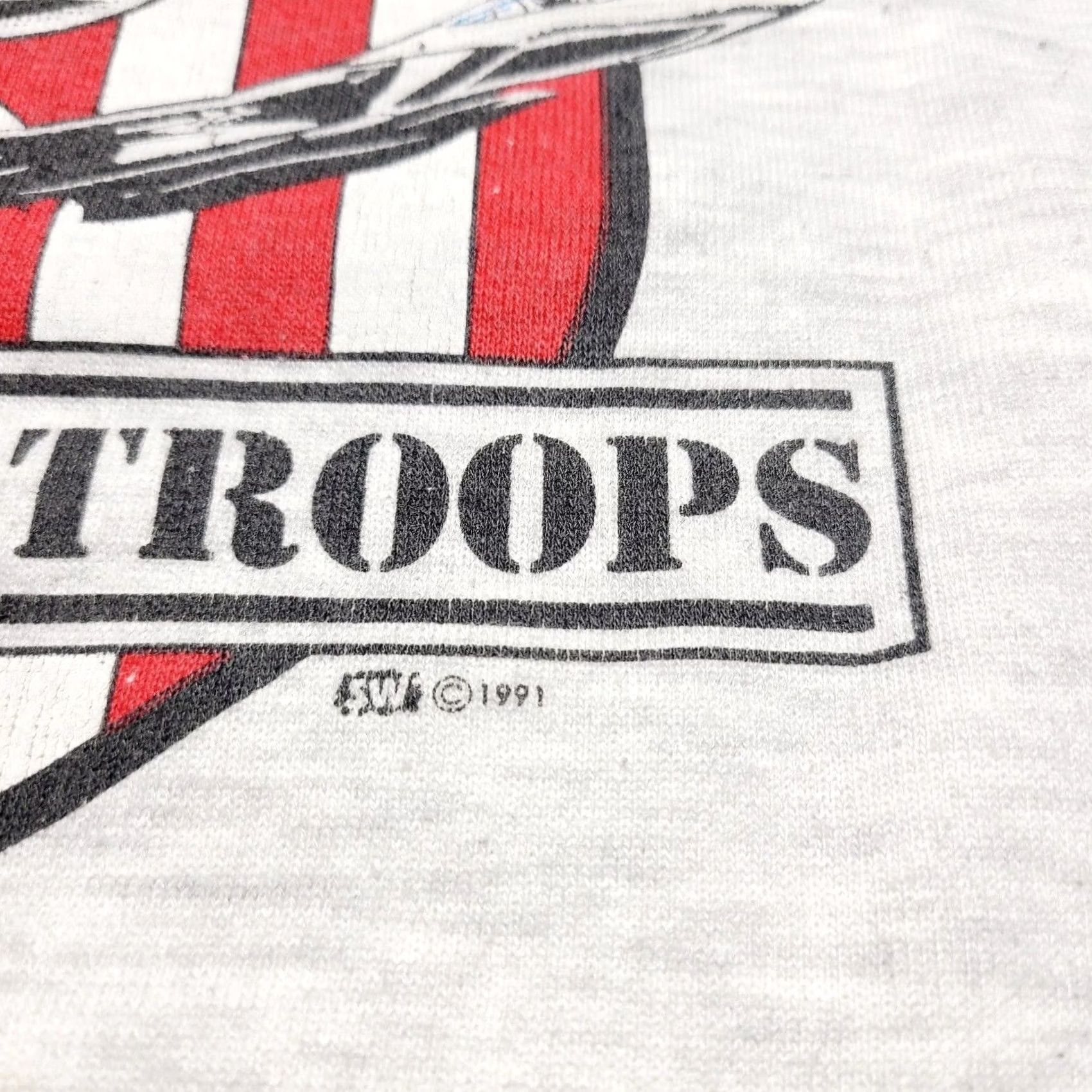 Lee VINTAGE Operation Desert Storm Support Troops Grey Sweatshirt 1991 Size Large Size US L / EU 52-54 / 3 - 5 Thumbnail