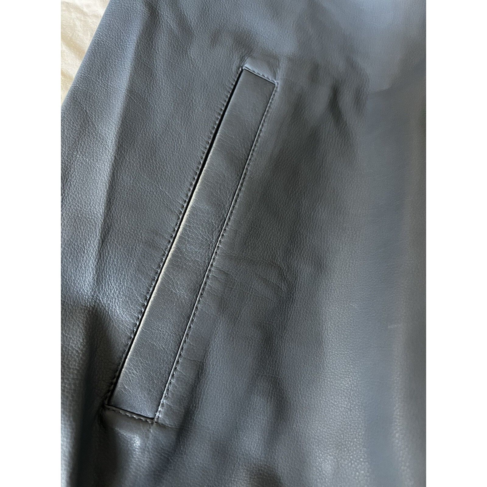 Loro Piana $6,950 Loro Piana Bomber Leather Reversible Blue/Ivory IT52 Size US L / EU 52-54 / 3 - 2 Thumbnail