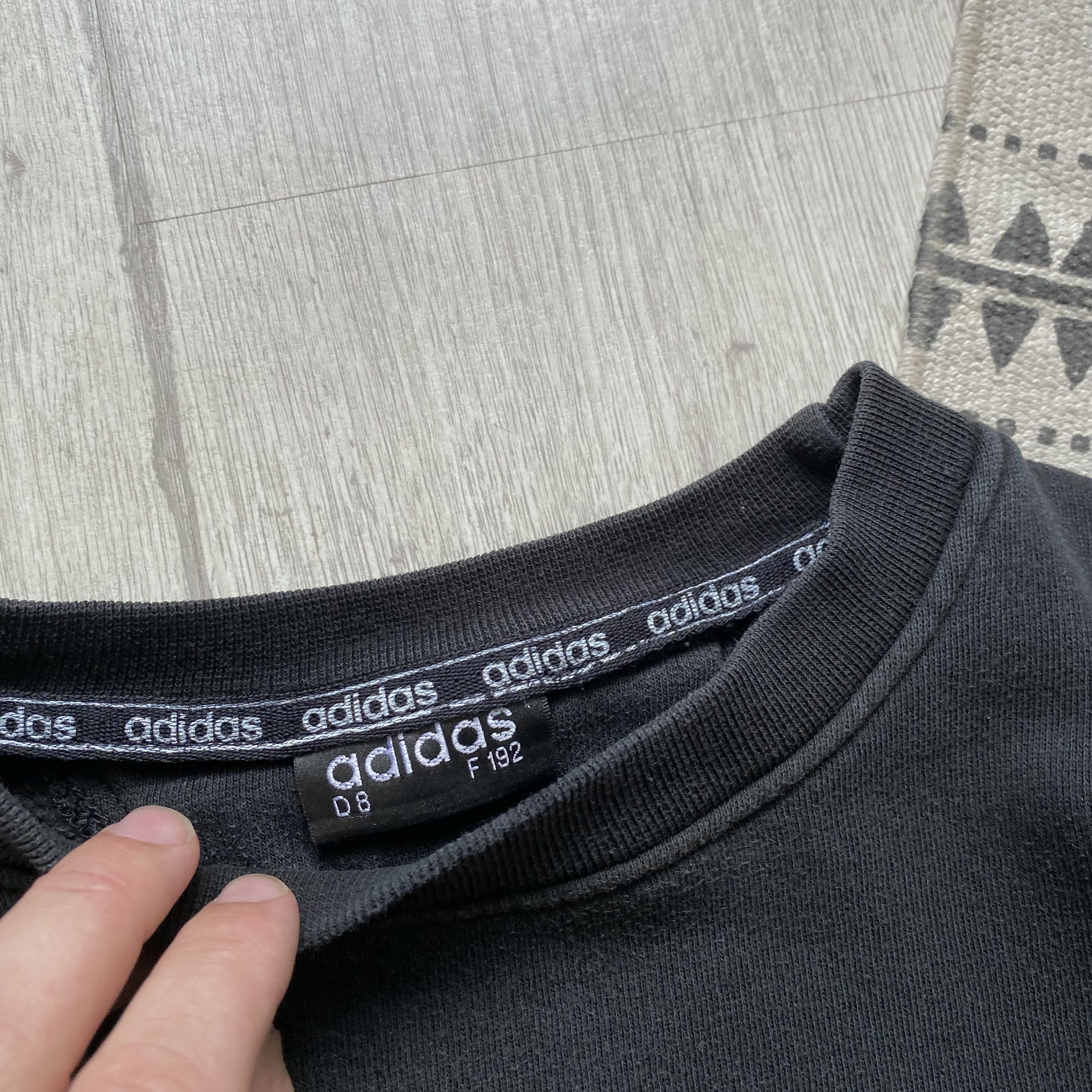 Adidas 🖤 Vintage 80-90s Faded Adidas Boxy Sweatshirt Y2K mini logo Size US M / EU 48-50 / 2 - 4 Thumbnail