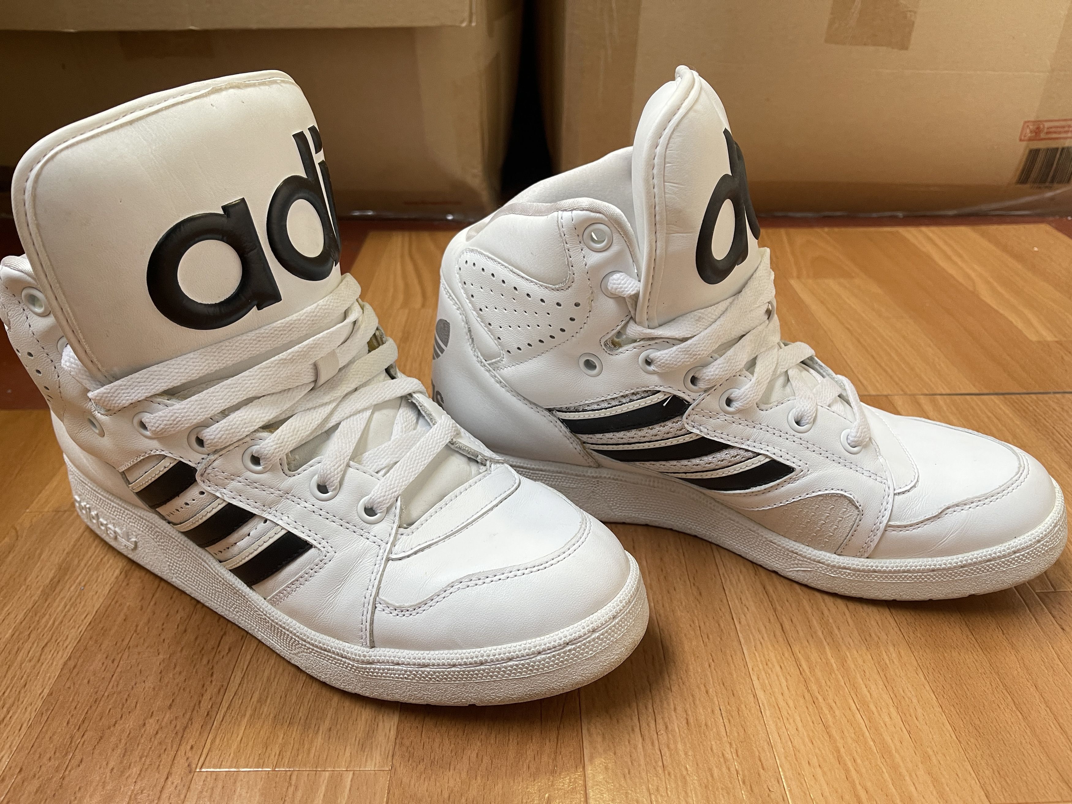 Adidas × Jeremy Scott Adidas sneakers, Jeremy Scott Instinct, Hi Top shoes, V24529 Size US 9 / EU 42 - 5 Thumbnail