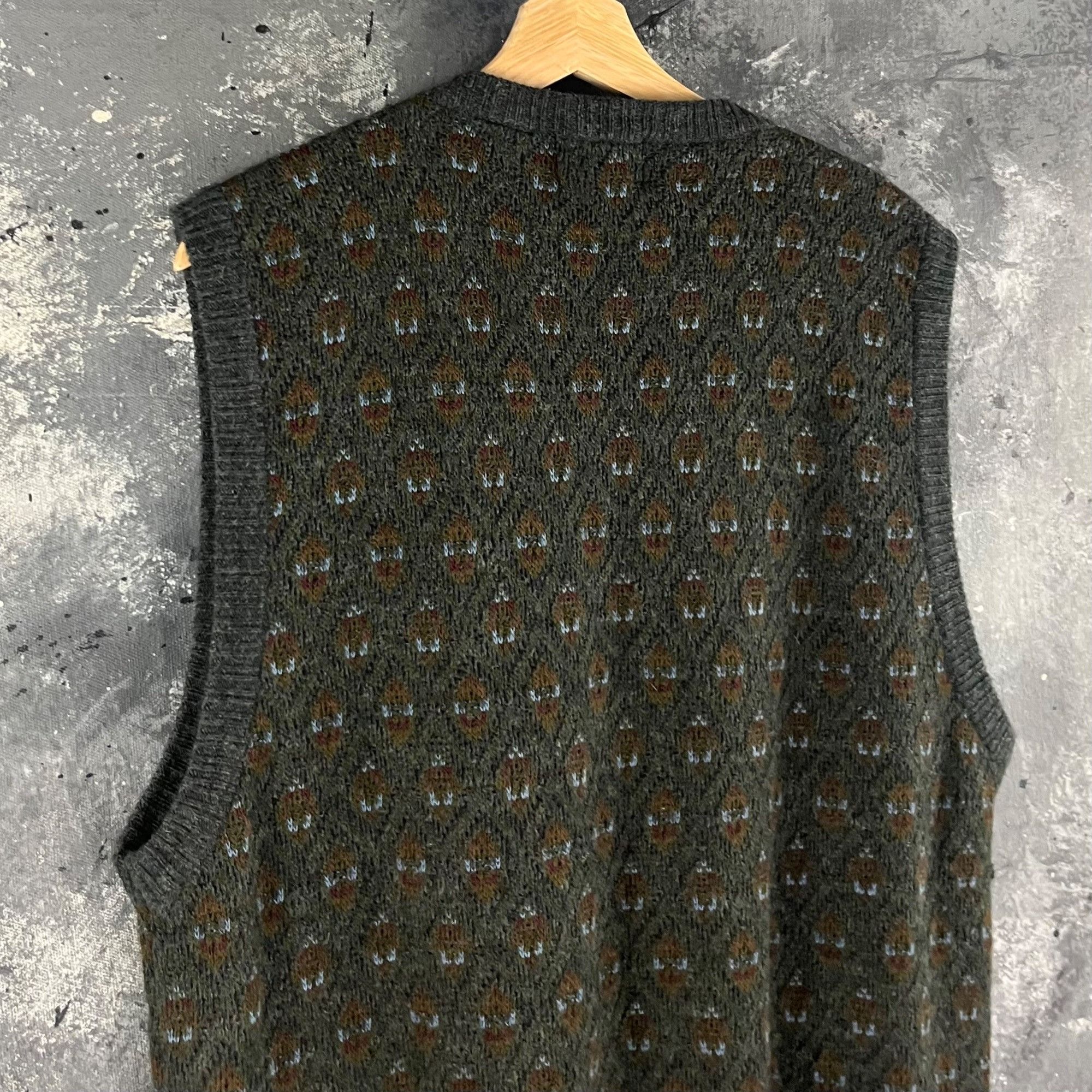 Vintage Vintage 90’s Geometric grunge vest Size US L / EU 52-54 / 3 - 3 Thumbnail