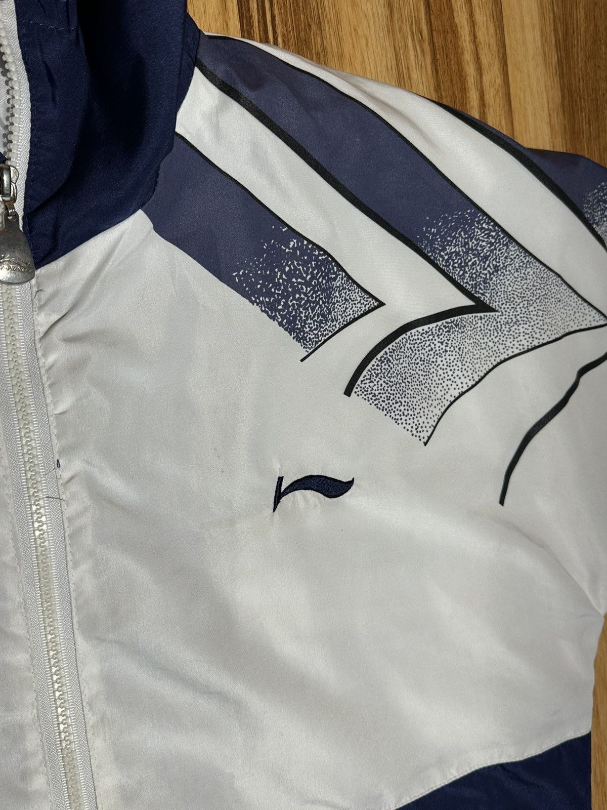 Li-Ning Vintage Li-Ning Navy And White windbreaker Size US XL / EU 56 / 4 - 7 Thumbnail
