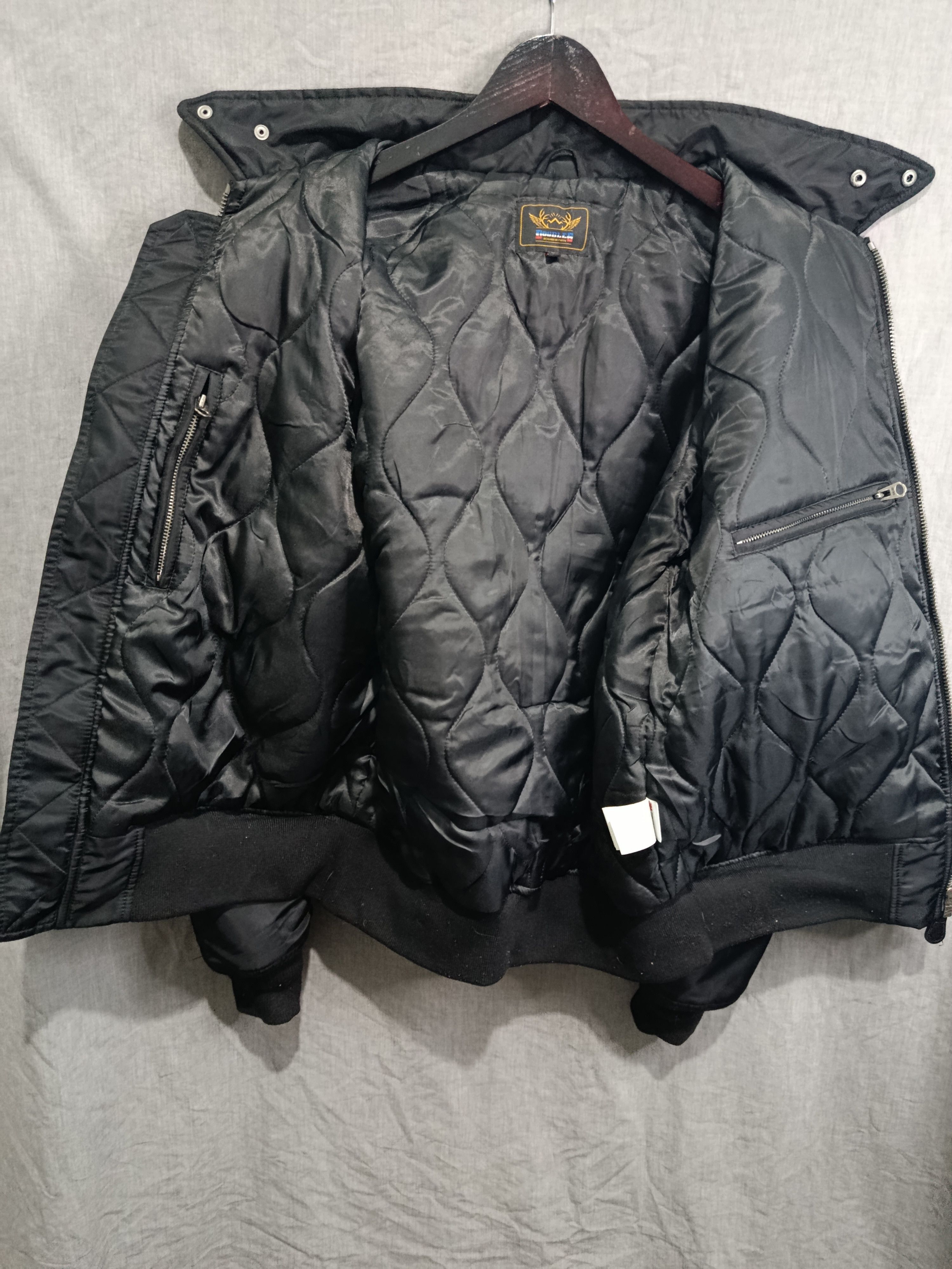Vintage Castle leathers double G x Looney tunes bomber jacket Size US L / EU 52-54 / 3 - 3 Thumbnail