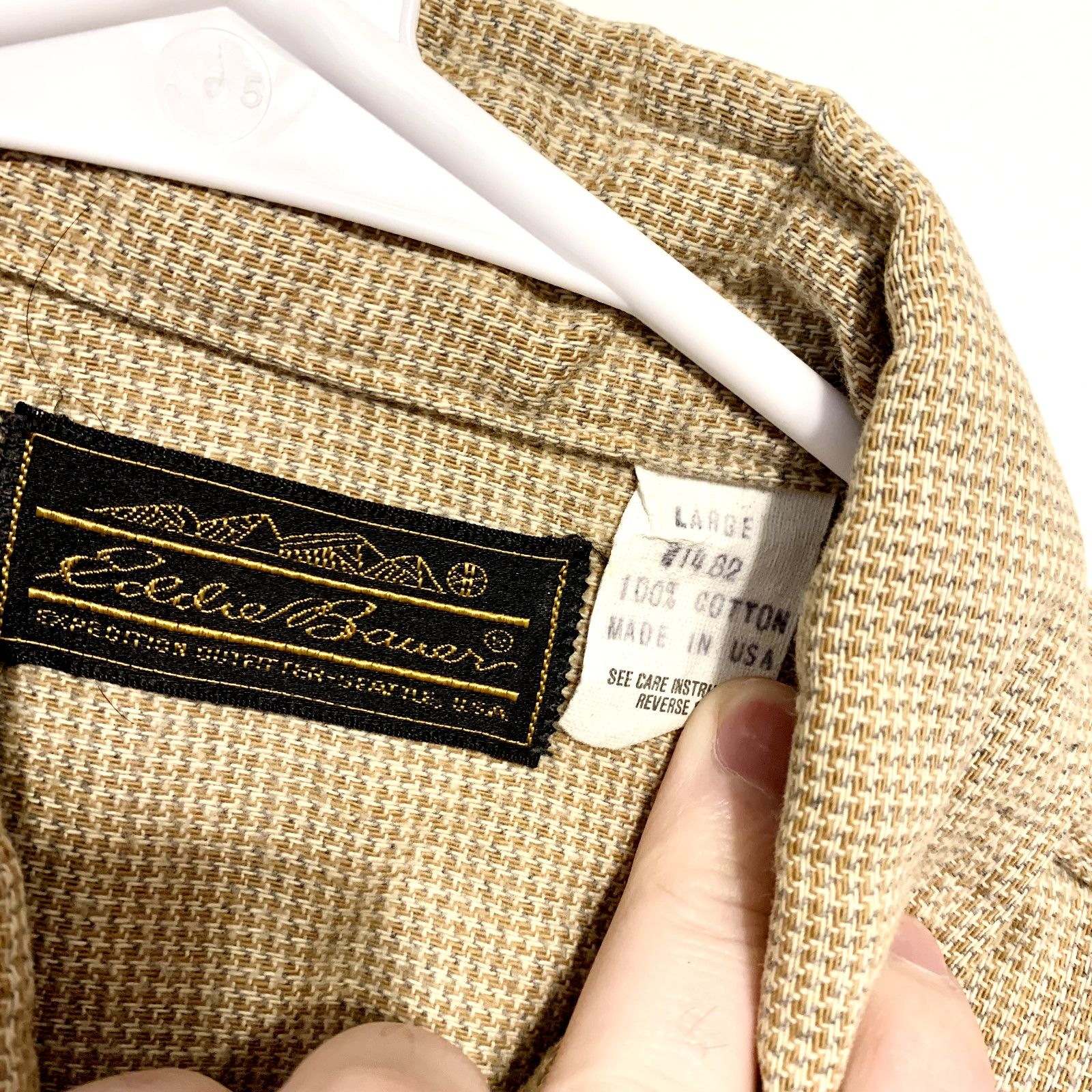 Eddie Bauer EDDIE BAUER Button Up Men L Long Sleeve Corduroy Brown Size US L / EU 52-54 / 3 - 2 Thumbnail