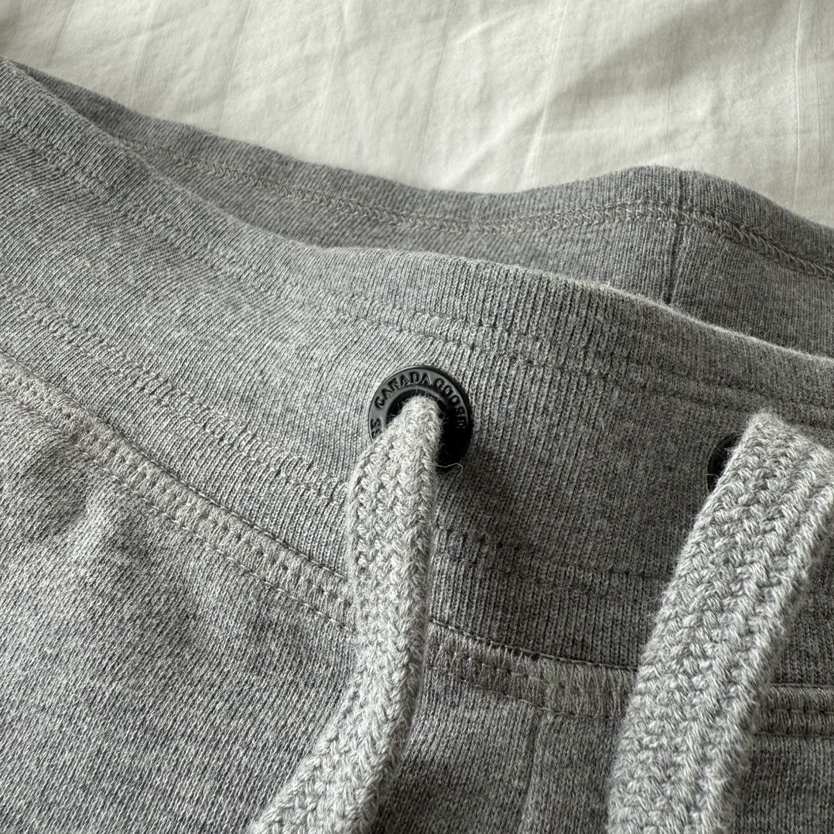 Canada Goose Huron Sweatshorts Size US 32 / EU 48 - 3 Thumbnail