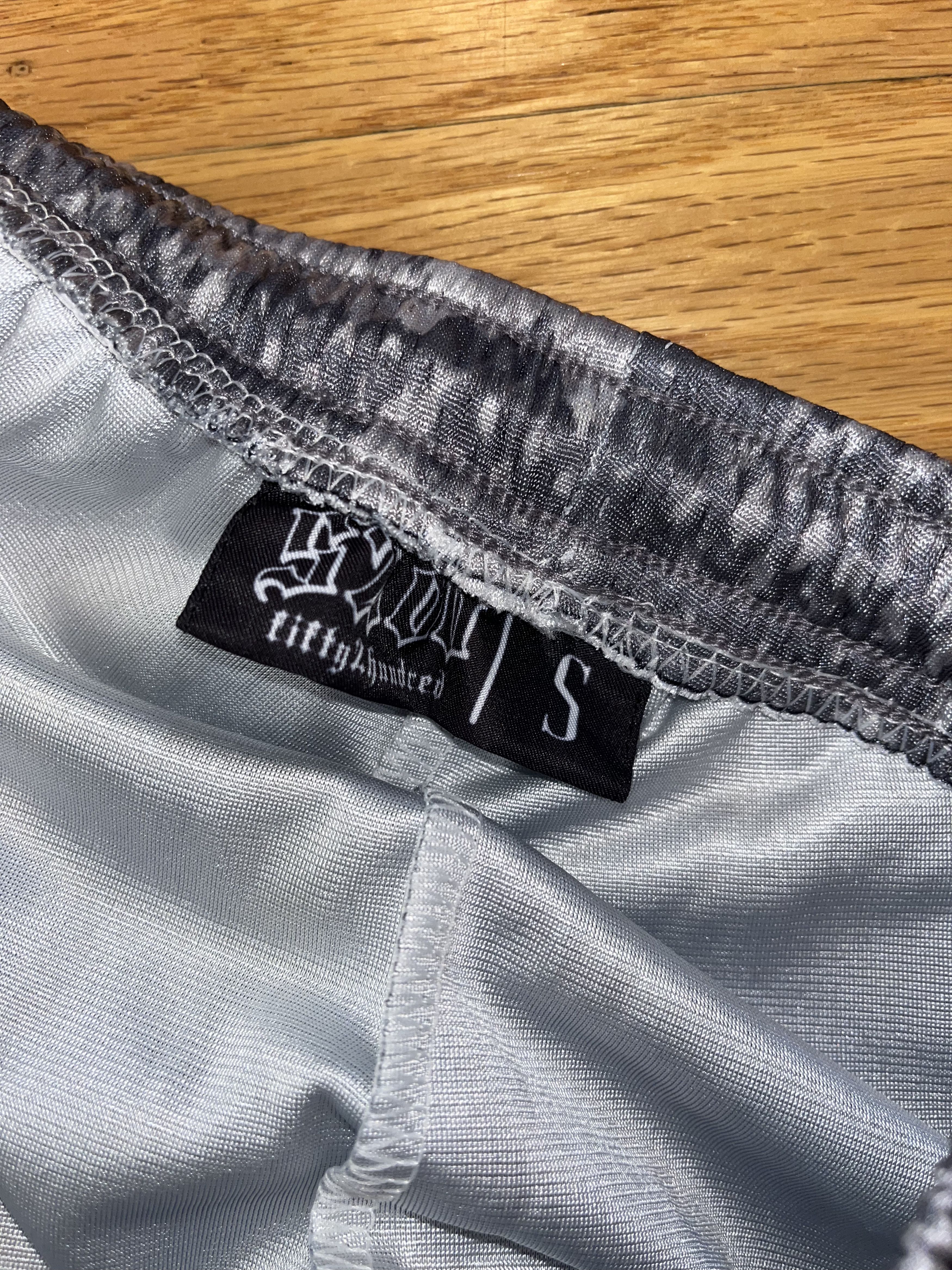 Other F2H “Grey” Snakeskin Shorts Size US 30 / EU 46 - 3 Thumbnail