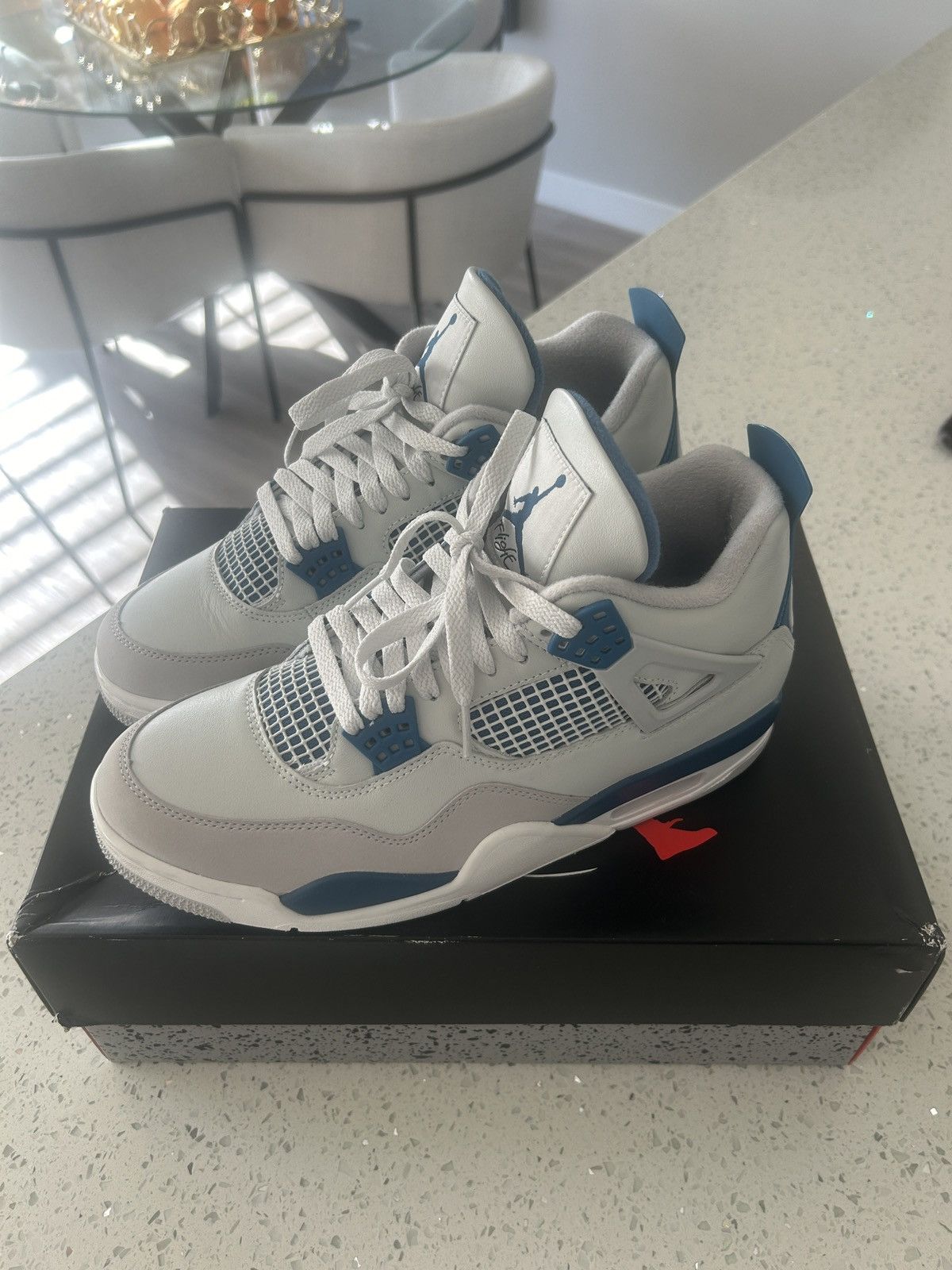 Jordan Brand Jordan 4 Military Blue 2024 Size US 9.5 / EU 42-43 - 6 Thumbnail